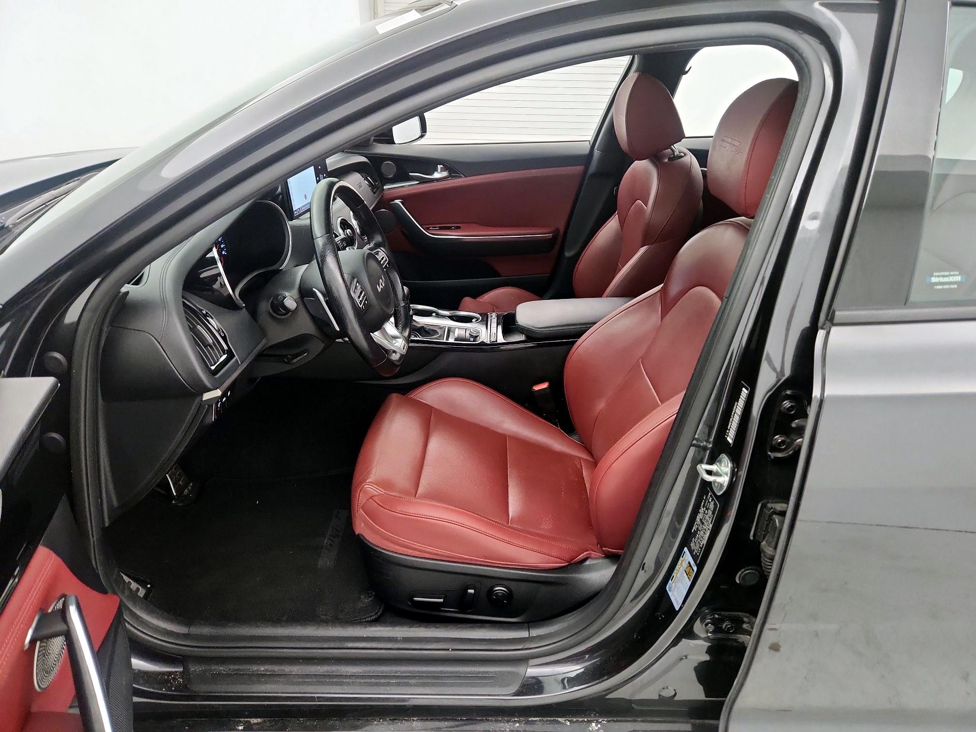 Thumbnail: 2023 Kia Stinger - 11