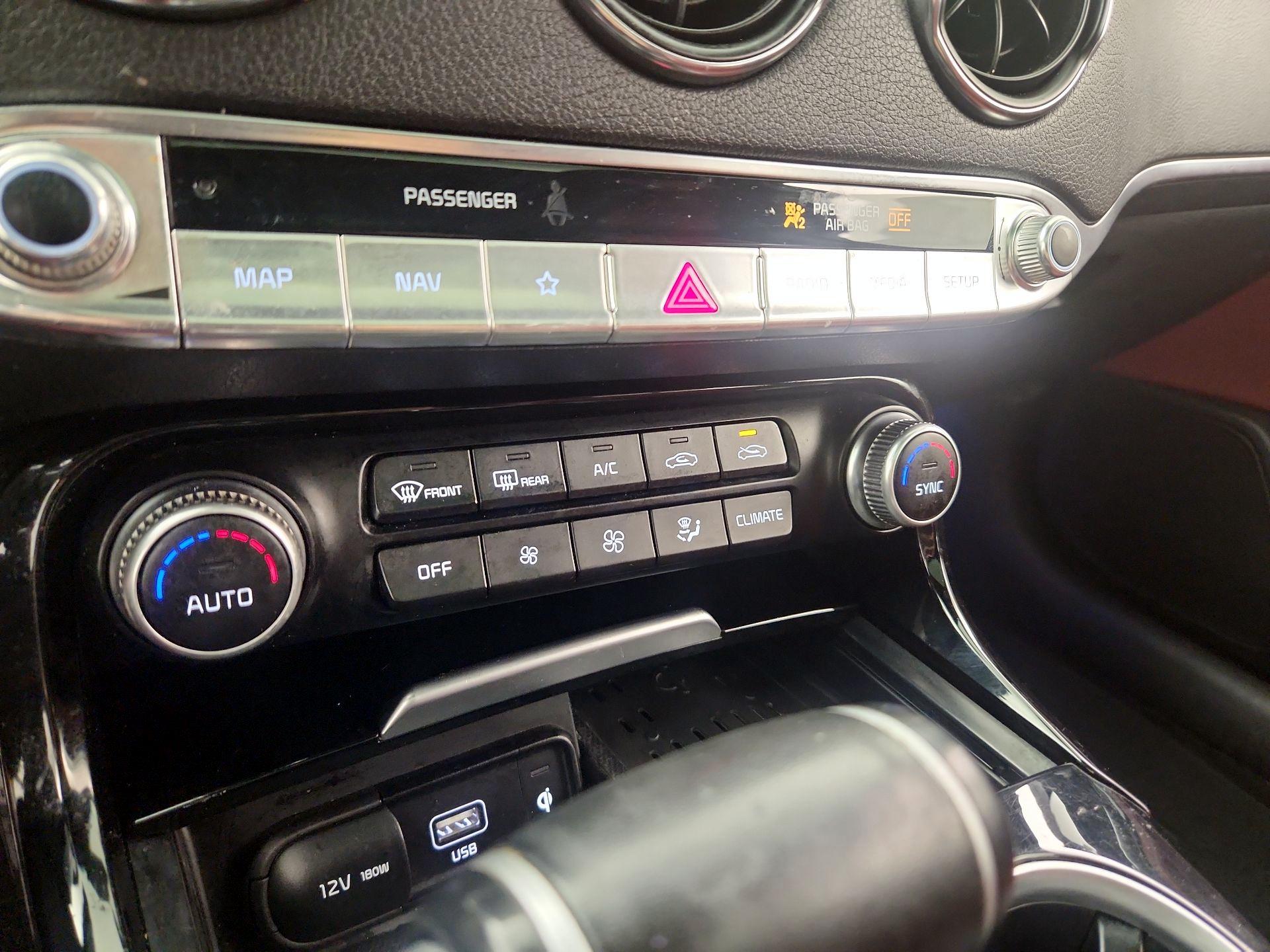 Thumbnail: 2023 Kia Stinger - 17