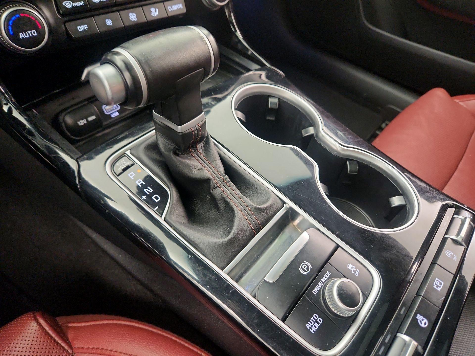 Thumbnail: 2023 Kia Stinger - 18