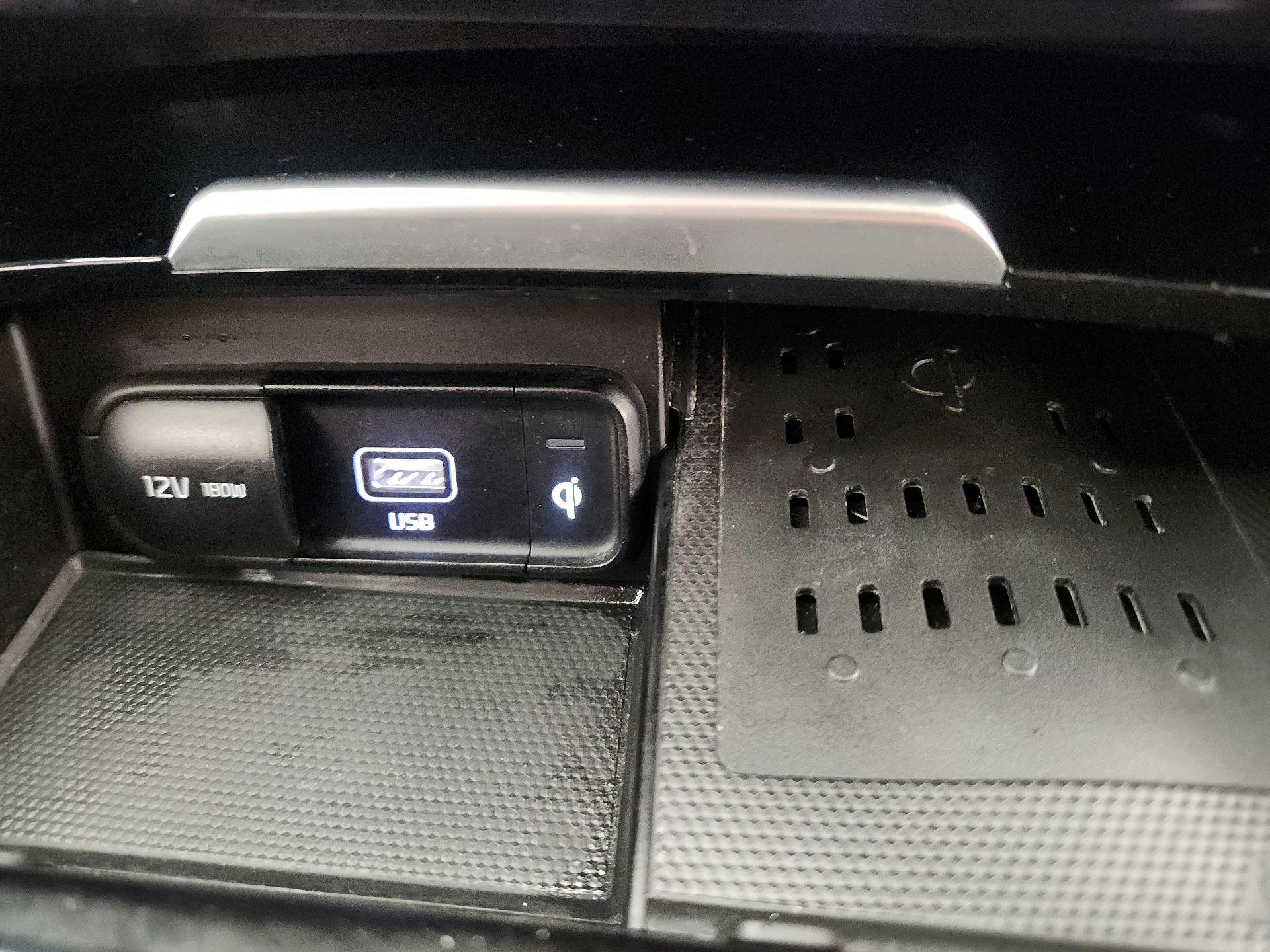 Thumbnail: 2023 Kia Stinger - 19