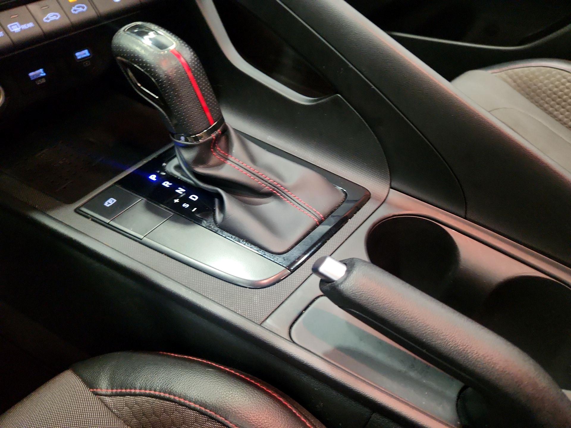 Thumbnail: 2023 Hyundai Elantra - 18
