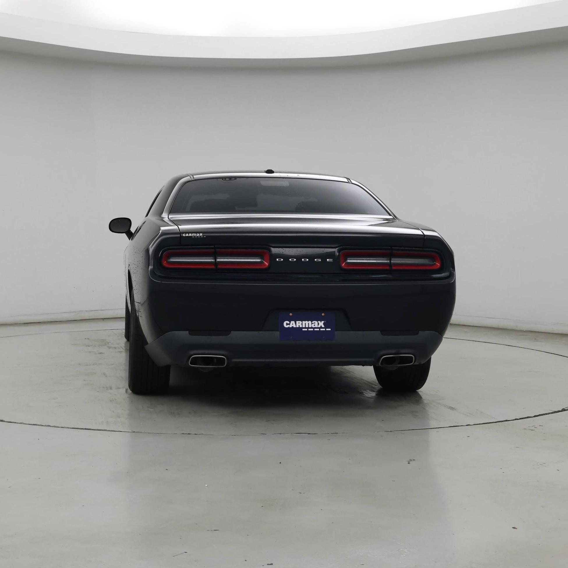 Thumbnail: 2017 Dodge Challenger - 6