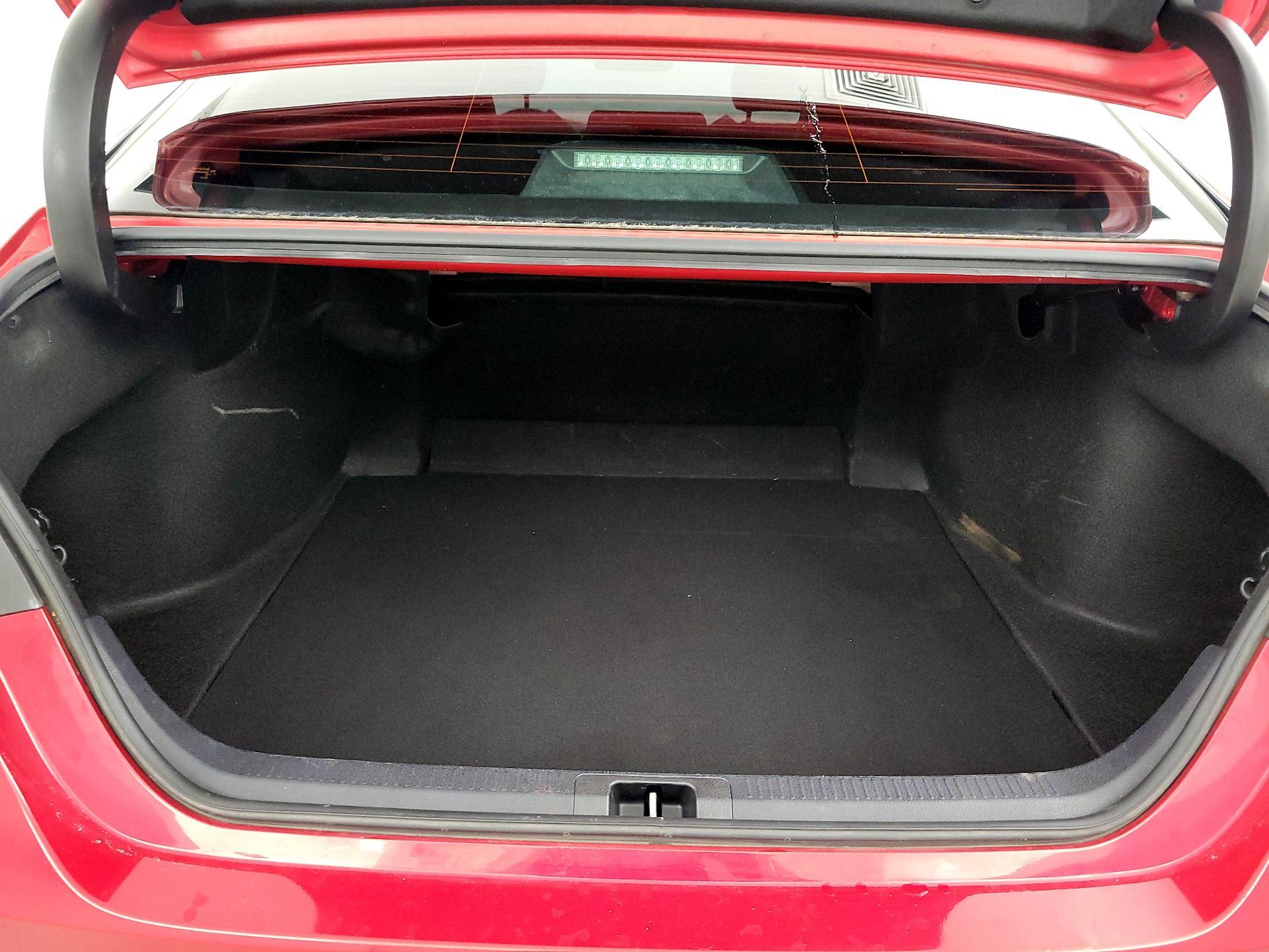 Thumbnail: 2020 Toyota Camry - 20