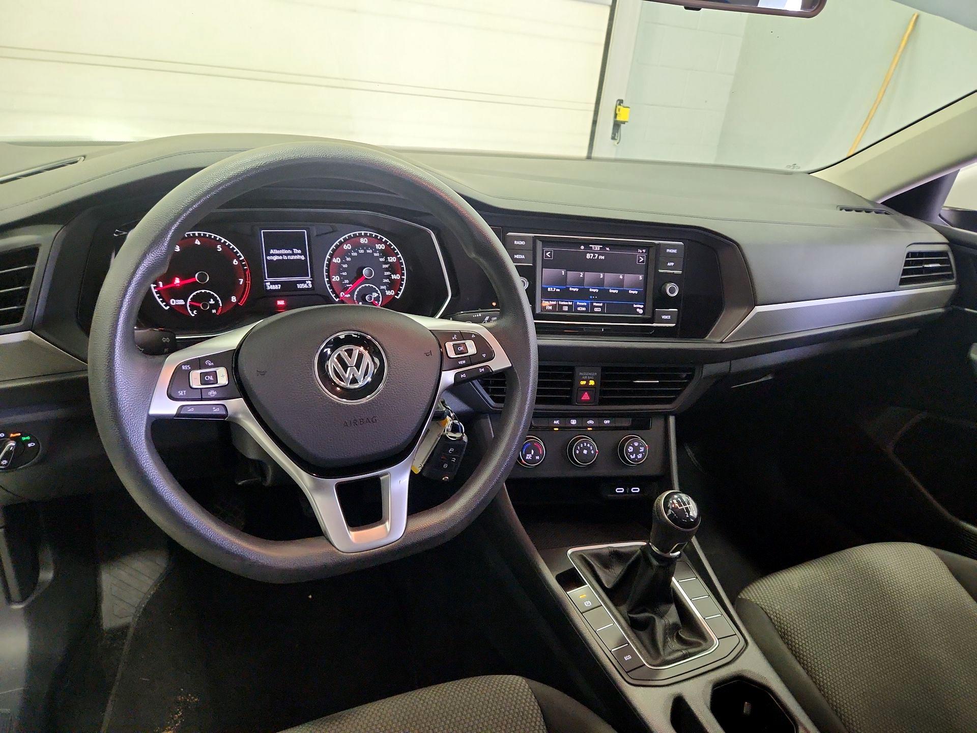 Thumbnail: 2021 Volkswagen Jetta - 9