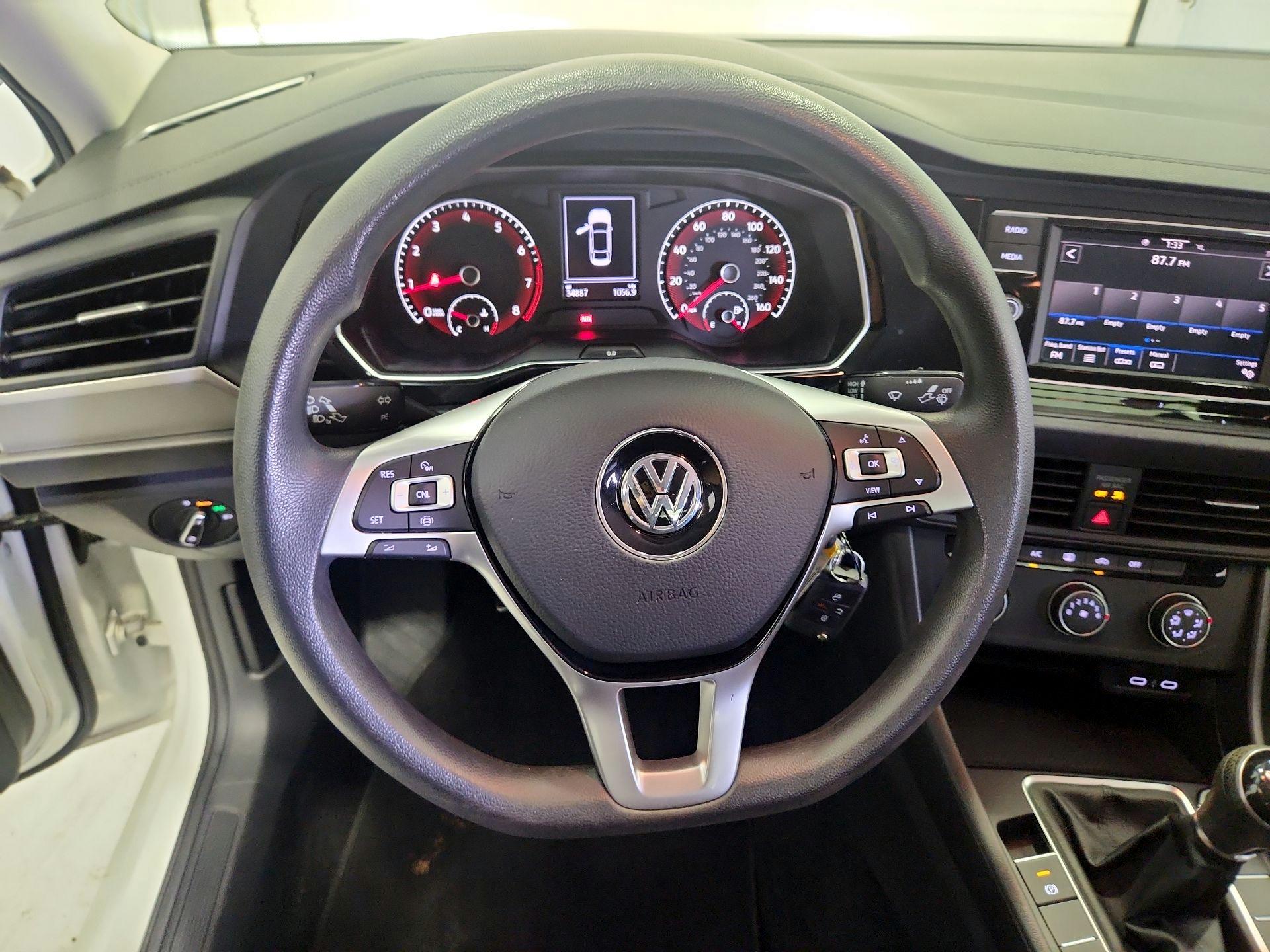 Thumbnail: 2021 Volkswagen Jetta - 10
