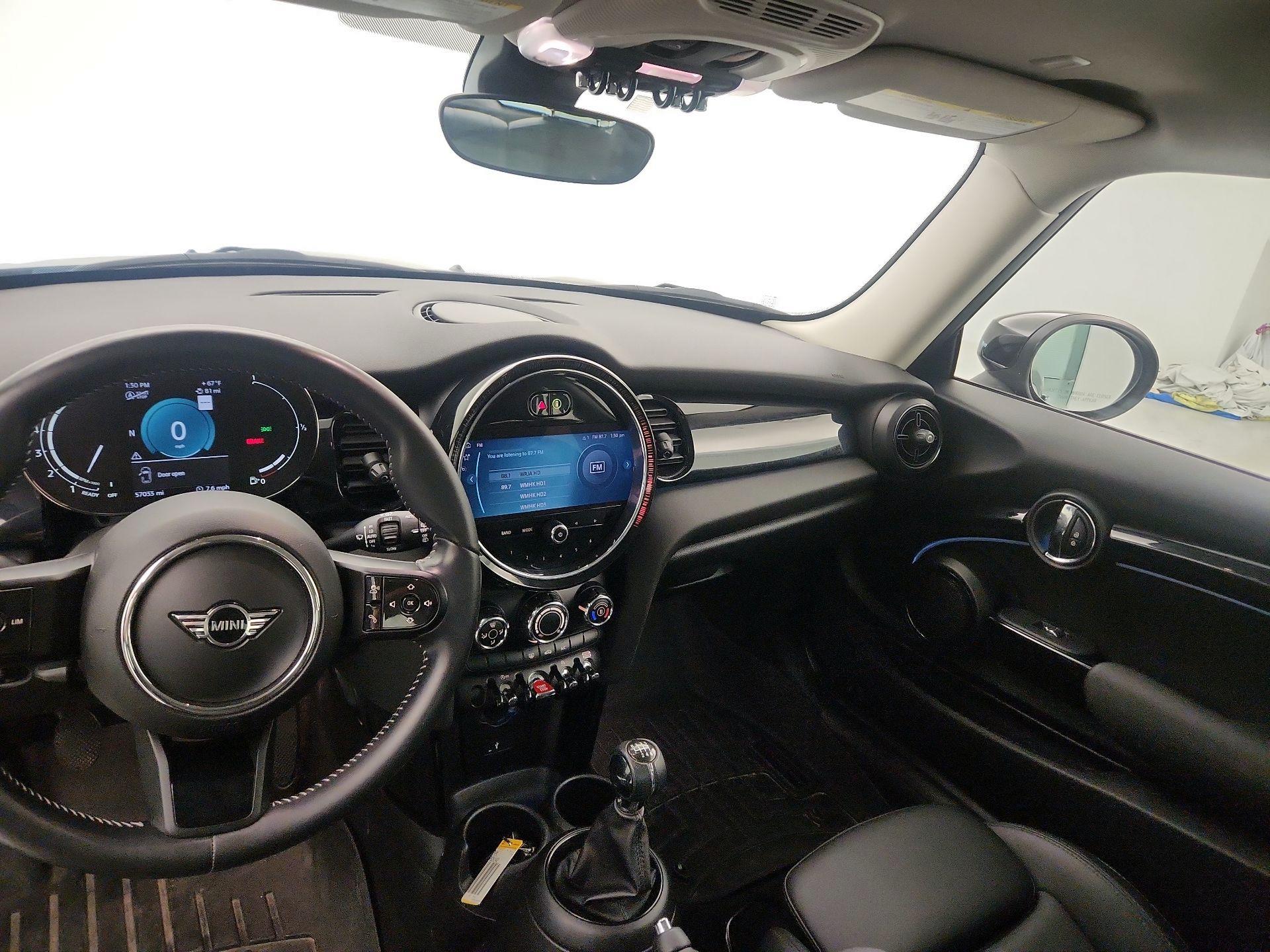 Thumbnail: 2022 MINI Cooper Hardtop - 8