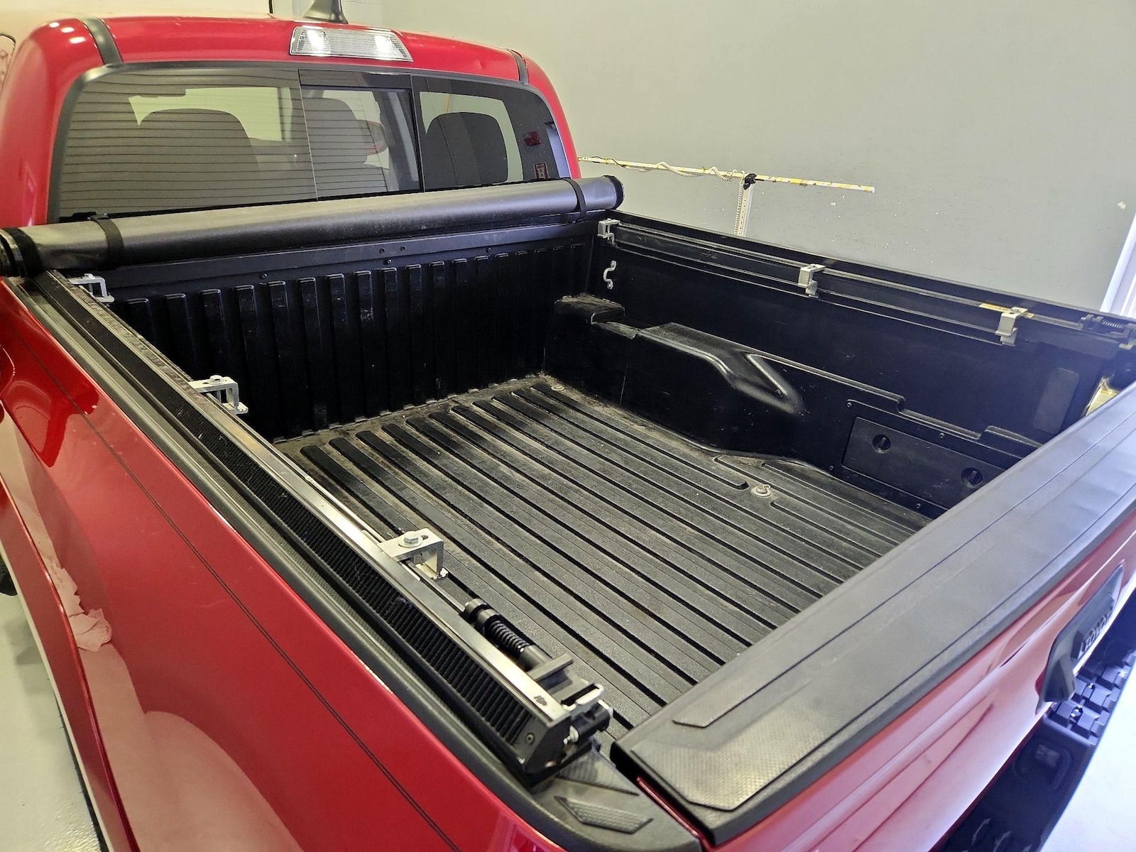 2022 Toyota Tacoma SR5 - Photo 22