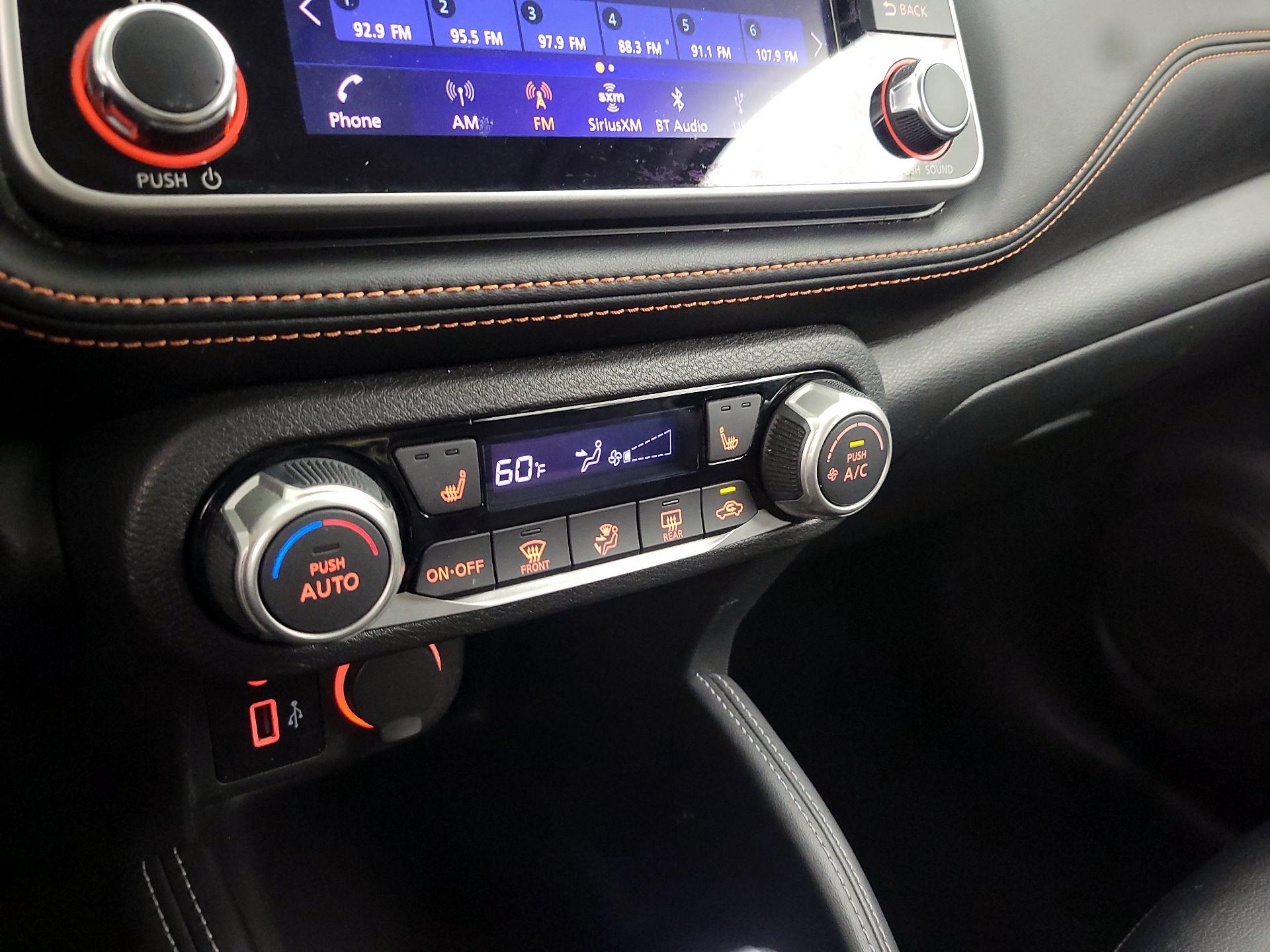 Thumbnail: 2018 Nissan Kicks - 16