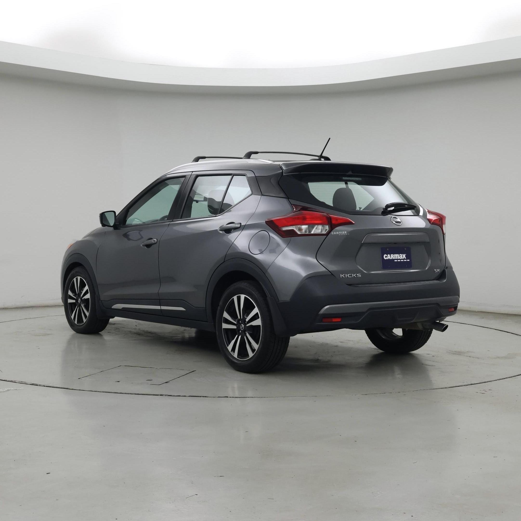 Thumbnail: 2018 Nissan Kicks - 2