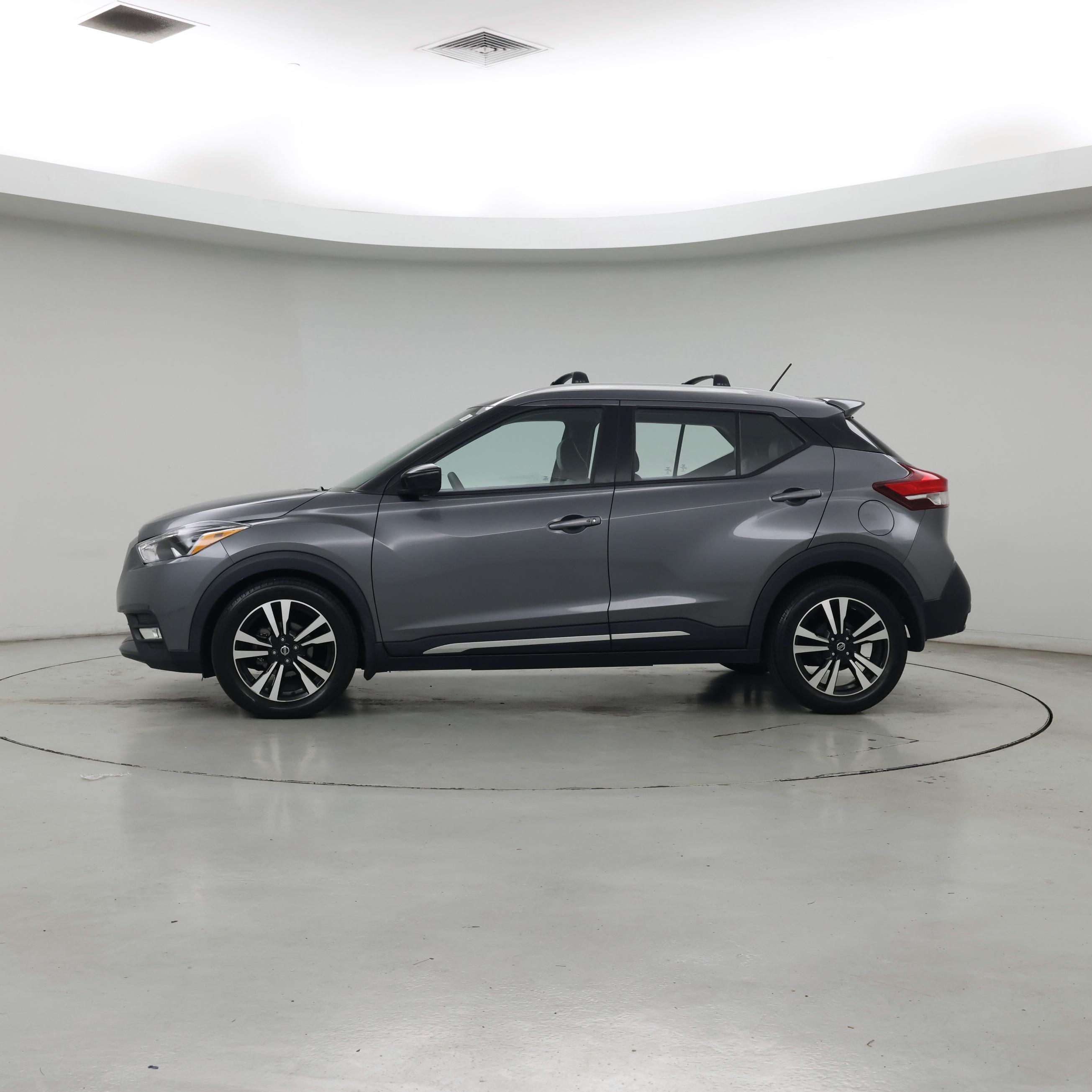 Thumbnail: 2018 Nissan Kicks - 3