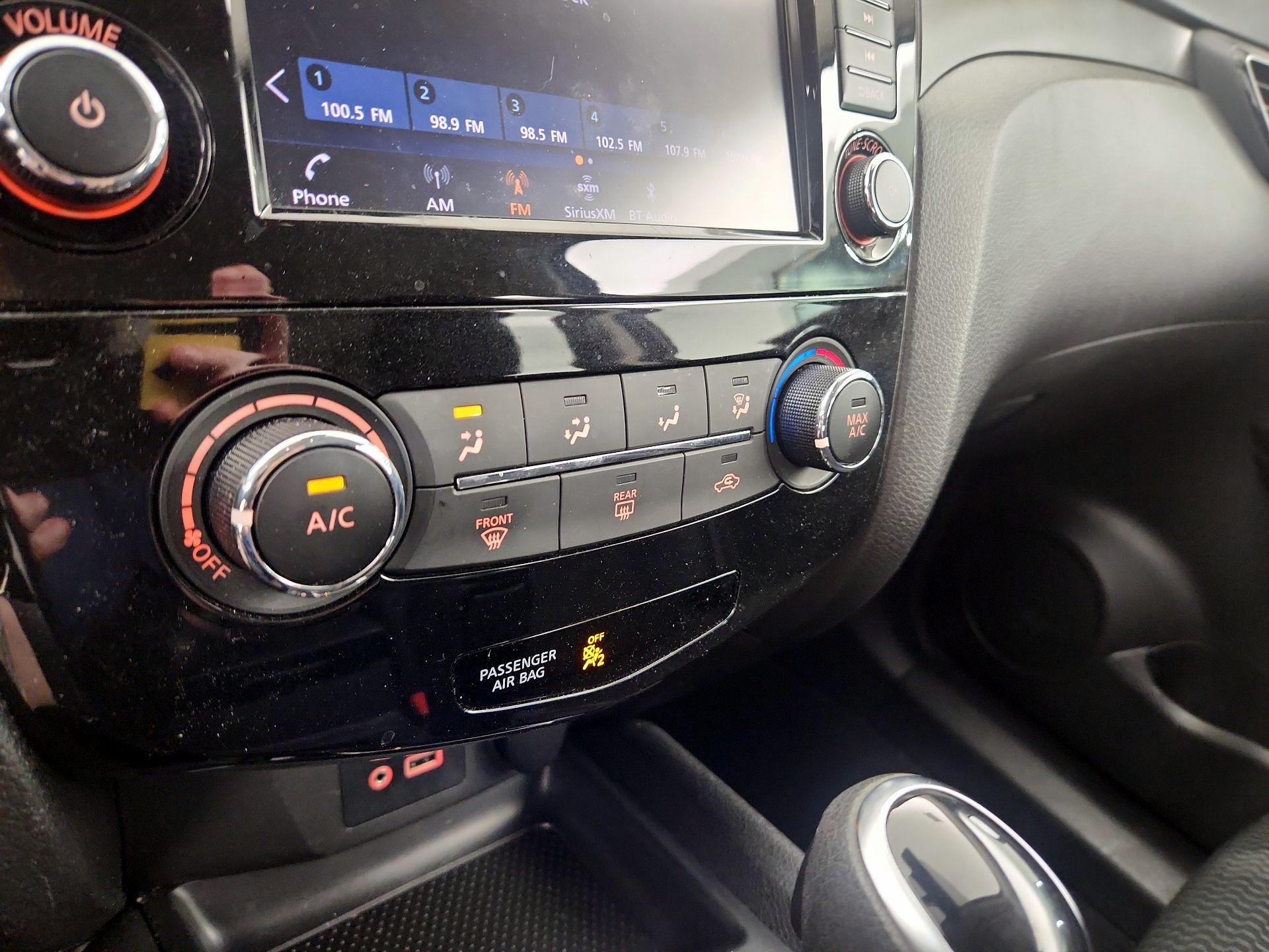 Thumbnail: 2022 Nissan Rogue Sport - 14