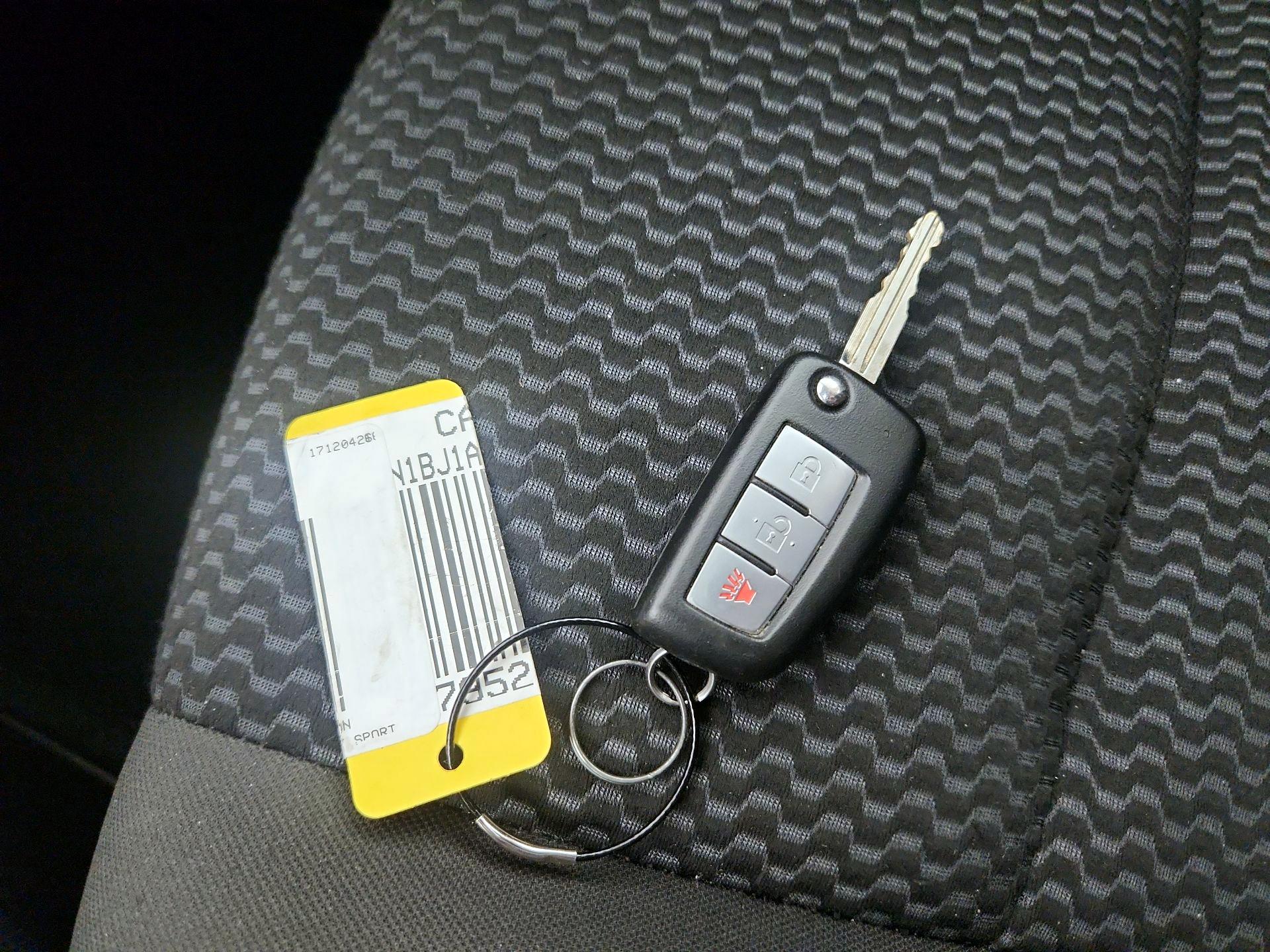 Thumbnail: 2022 Nissan Rogue Sport - 20