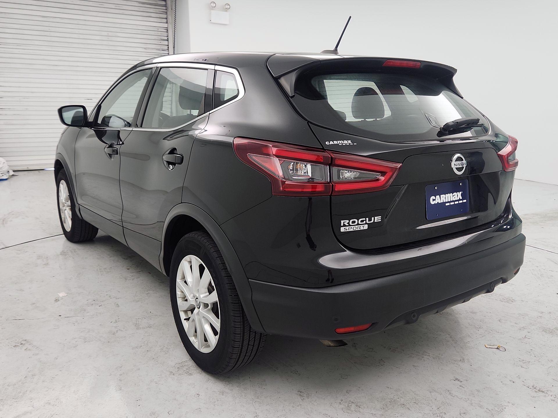 Thumbnail: 2022 Nissan Rogue Sport - 7