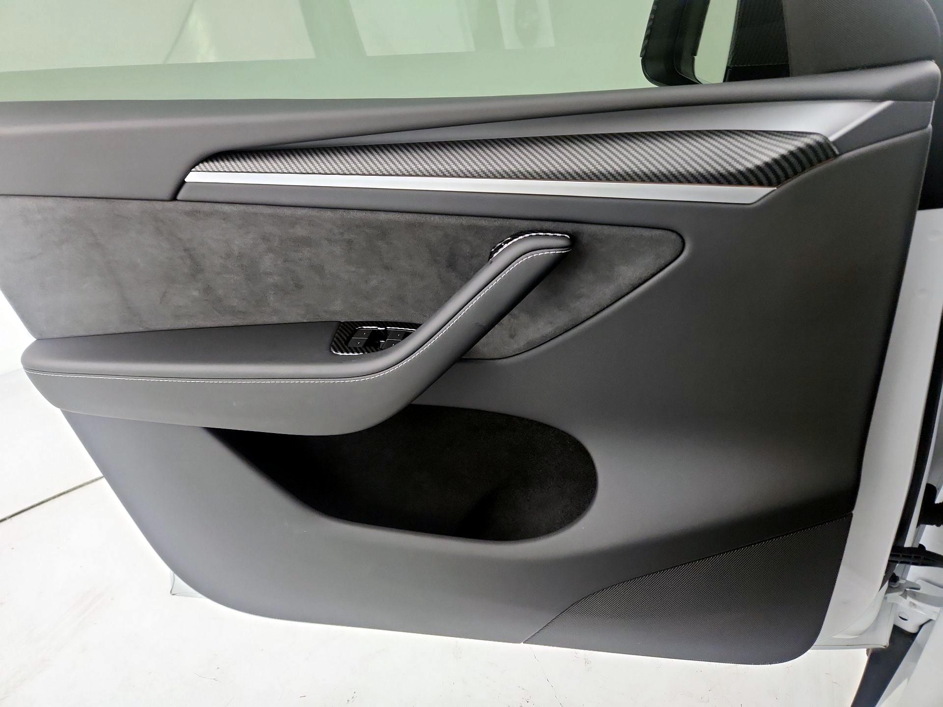 Thumbnail: 2024 Tesla Model Y - 12