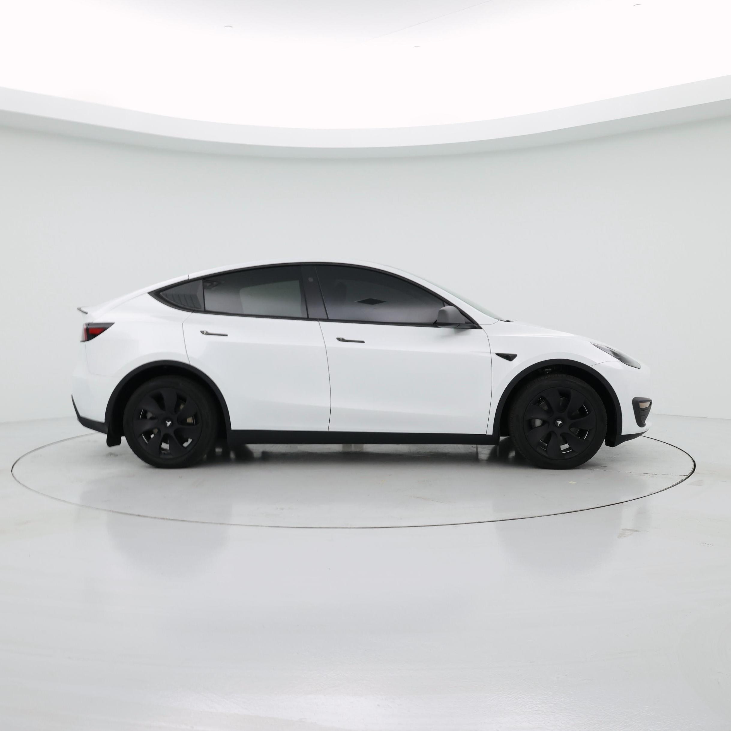 Thumbnail: 2024 Tesla Model Y - 7