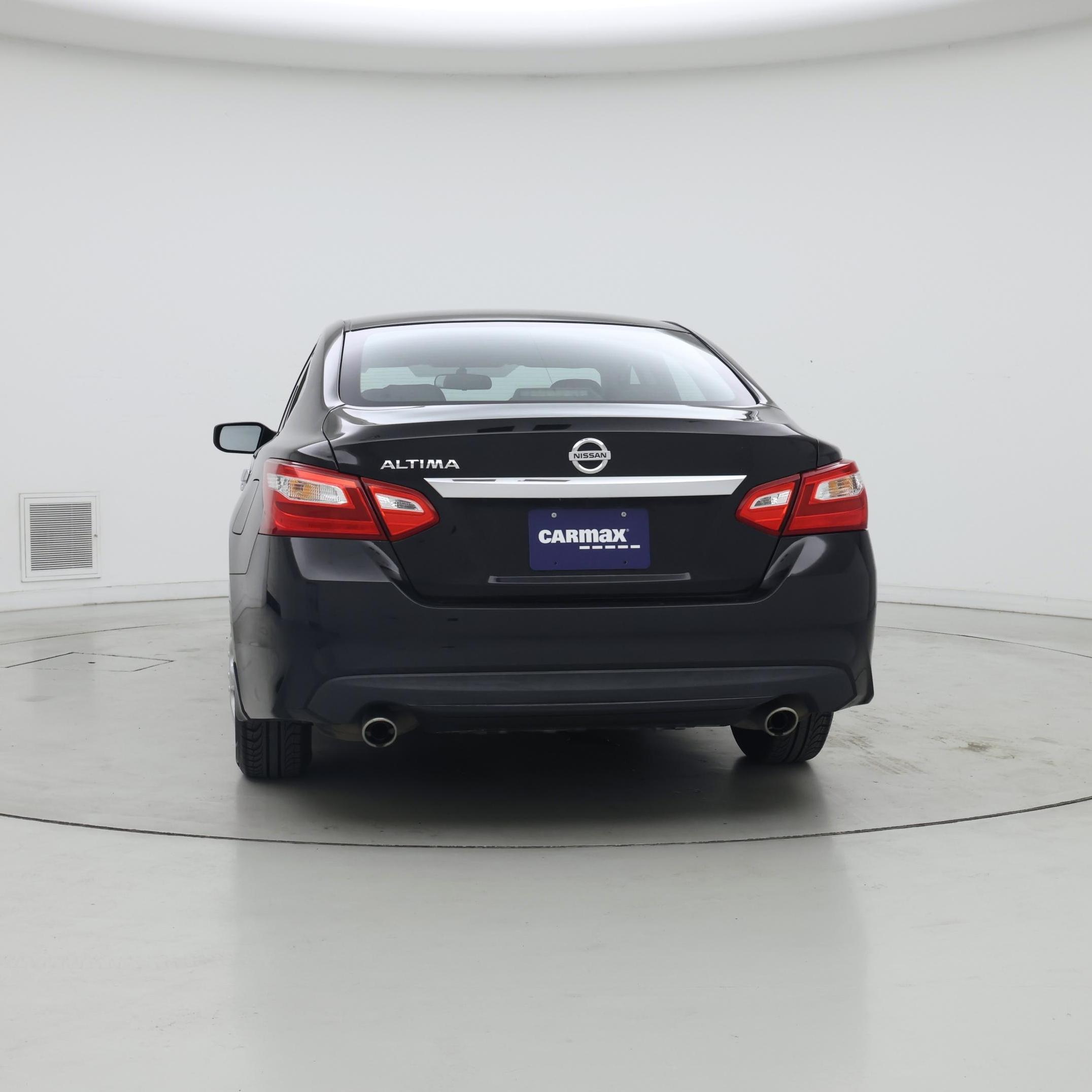 Thumbnail: 2016 Nissan Altima - 6