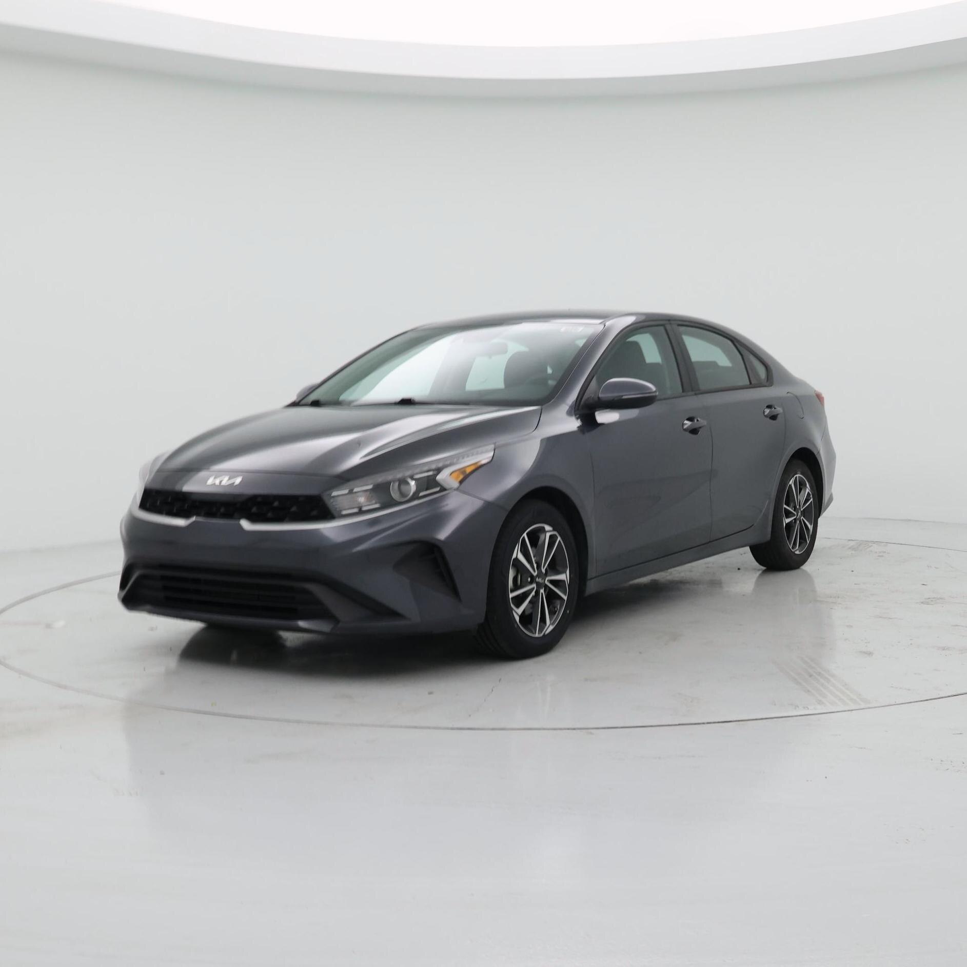 Thumbnail: 2024 Kia Forte - 4