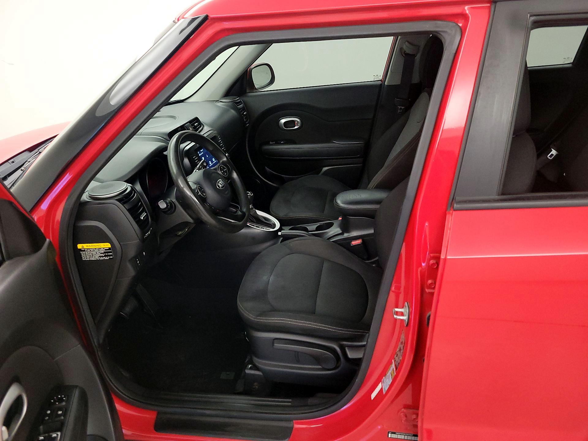 Thumbnail: 2019 Kia Soul - 11
