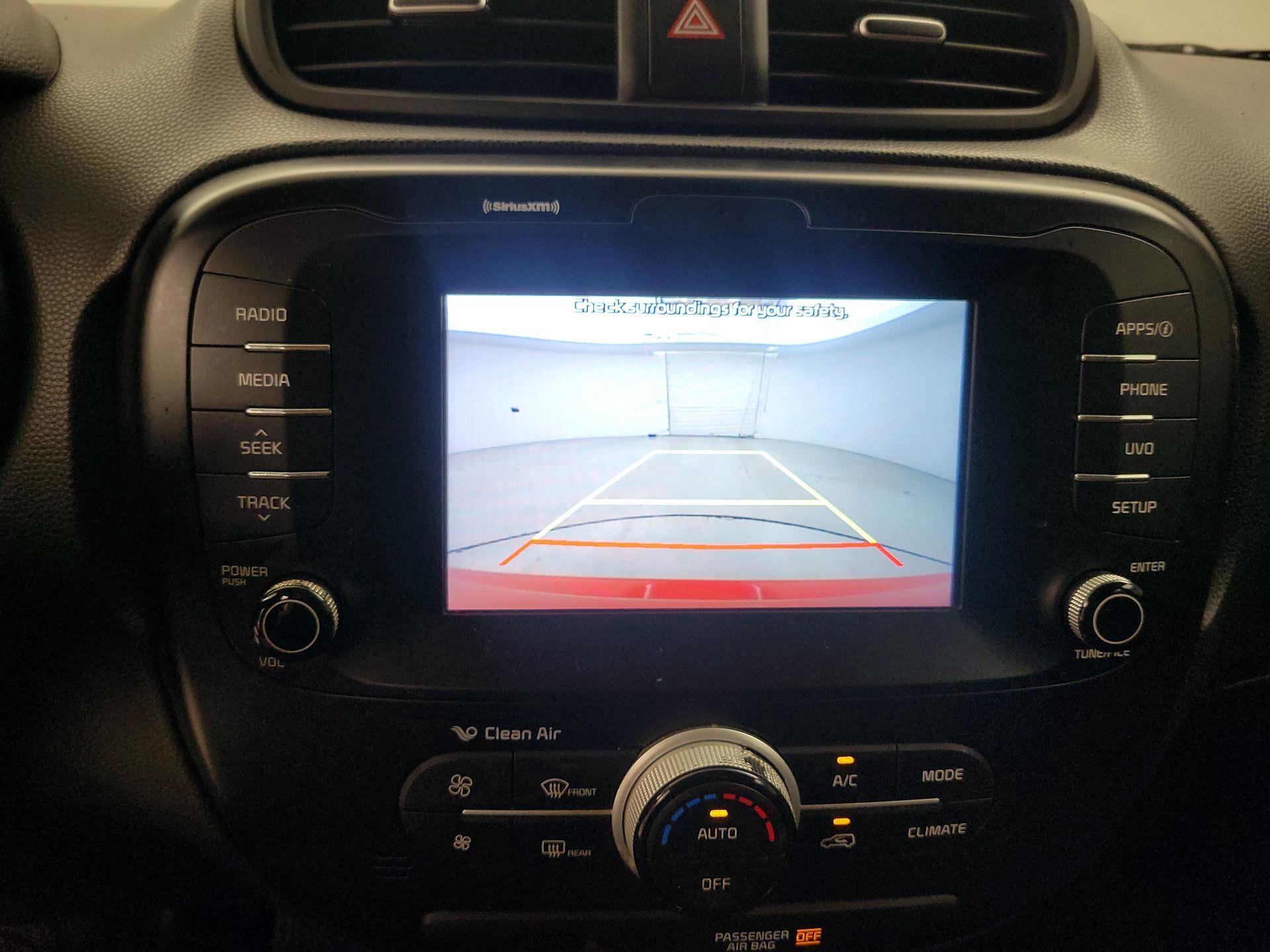 Thumbnail: 2019 Kia Soul - 14