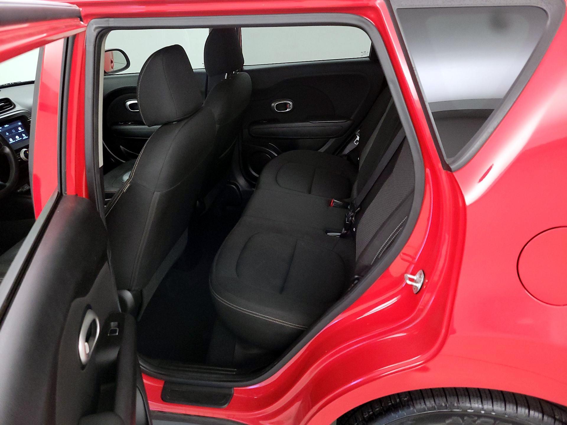 Thumbnail: 2019 Kia Soul - 19