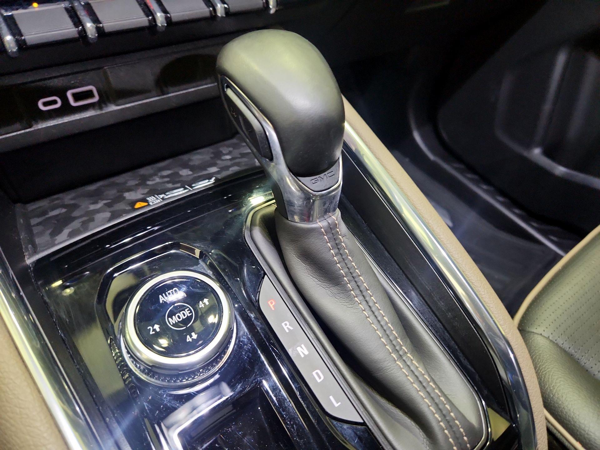 Thumbnail: 2023 GMC Canyon - 18