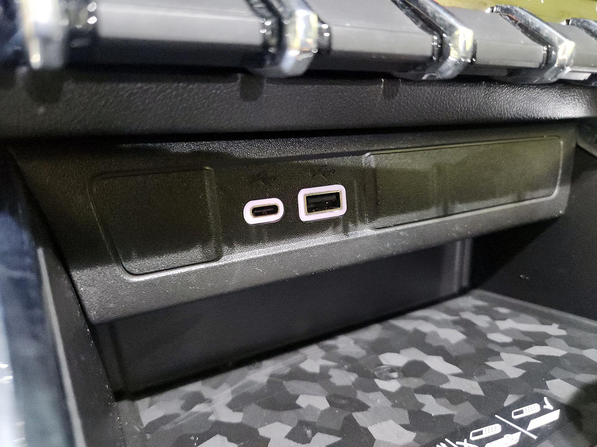 Thumbnail: 2023 GMC Canyon - 19