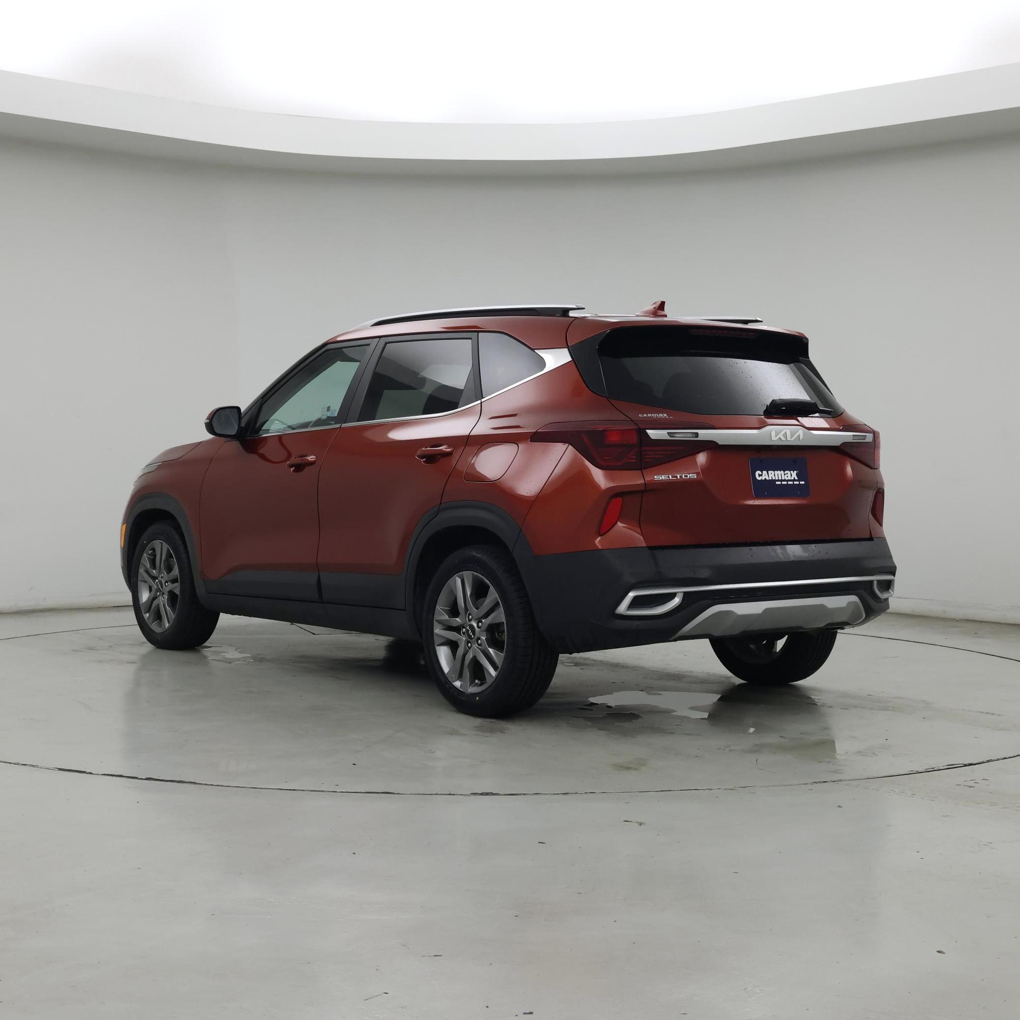 Thumbnail: 2022 Kia Seltos - 2