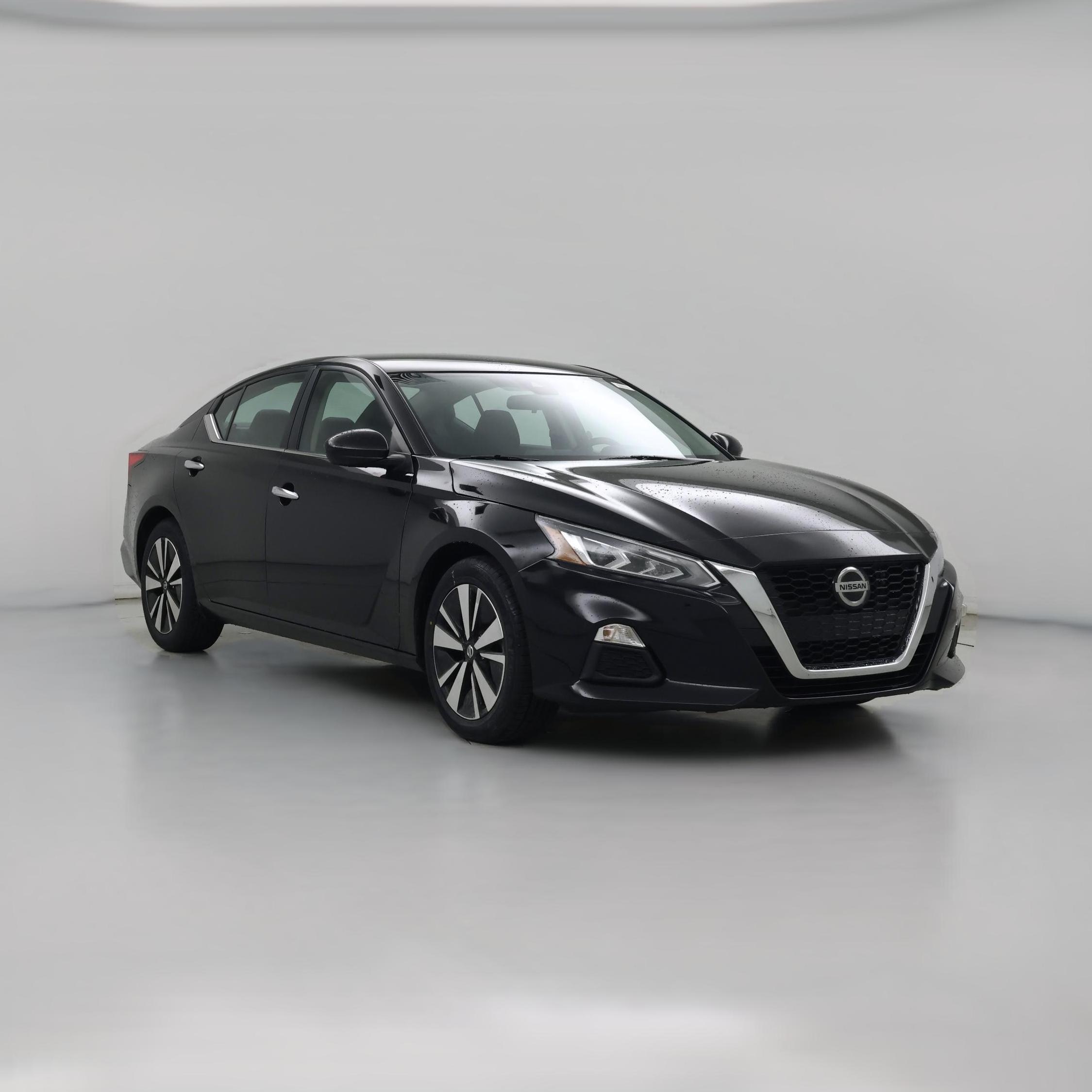 Thumbnail: 2022 Nissan Altima - 1