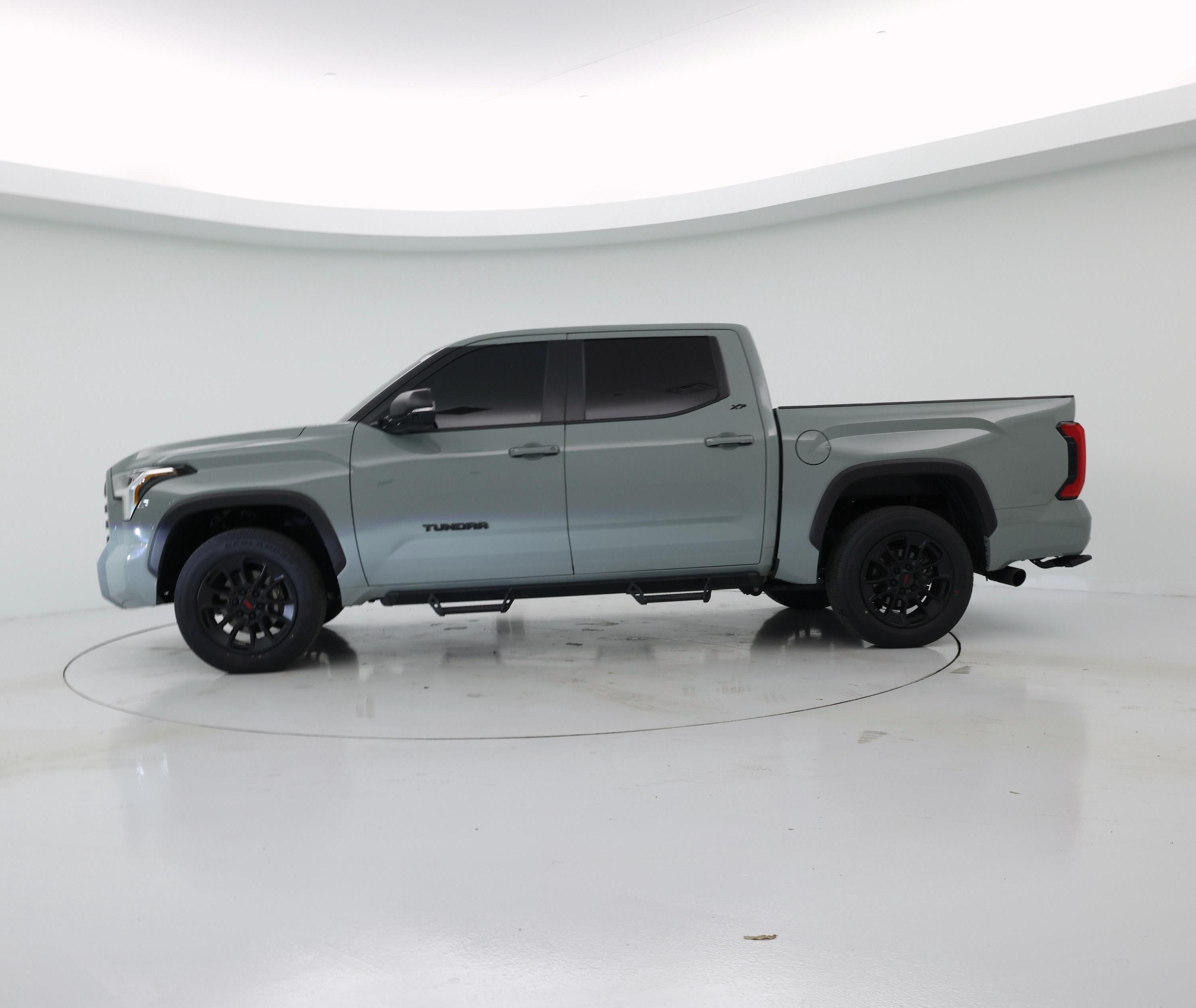 Thumbnail: 2024 Toyota Tundra - 3