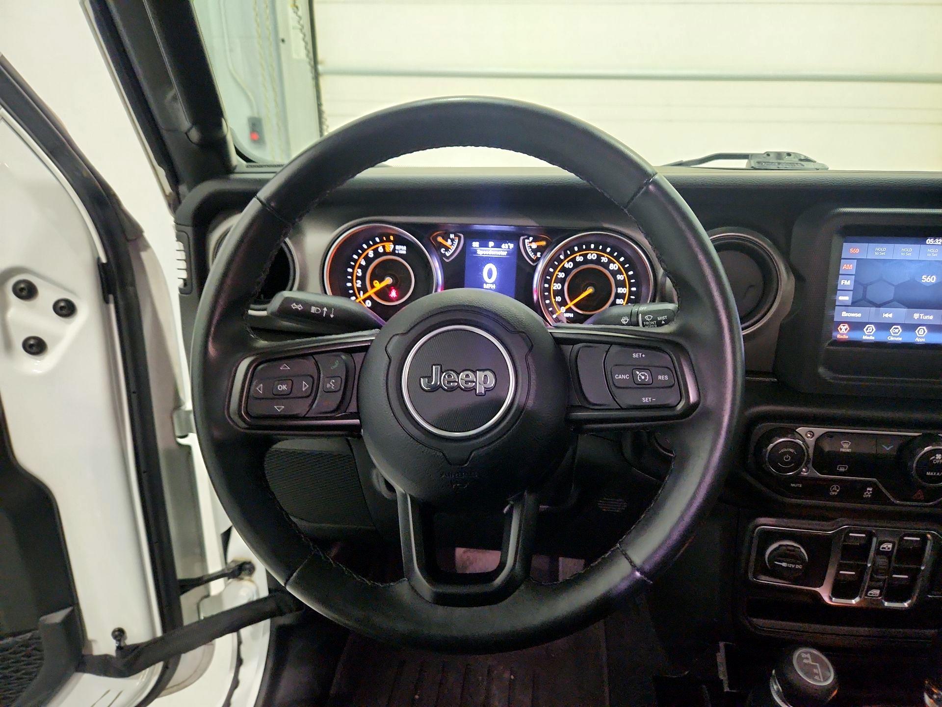 Thumbnail: 2022 Jeep Gladiator - 10