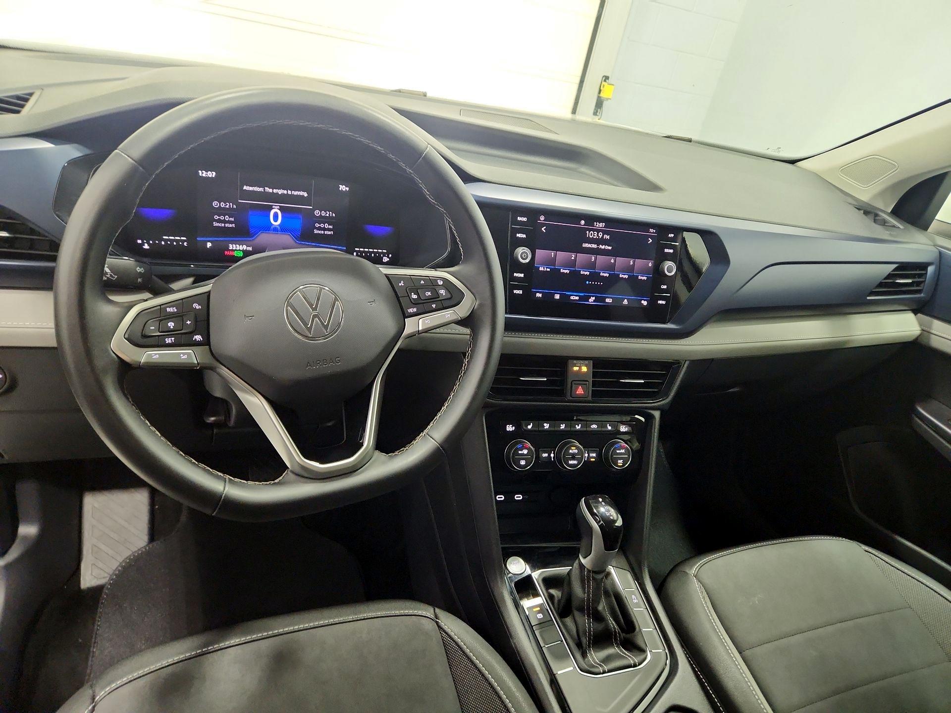 Thumbnail: 2024 Volkswagen Taos - 9