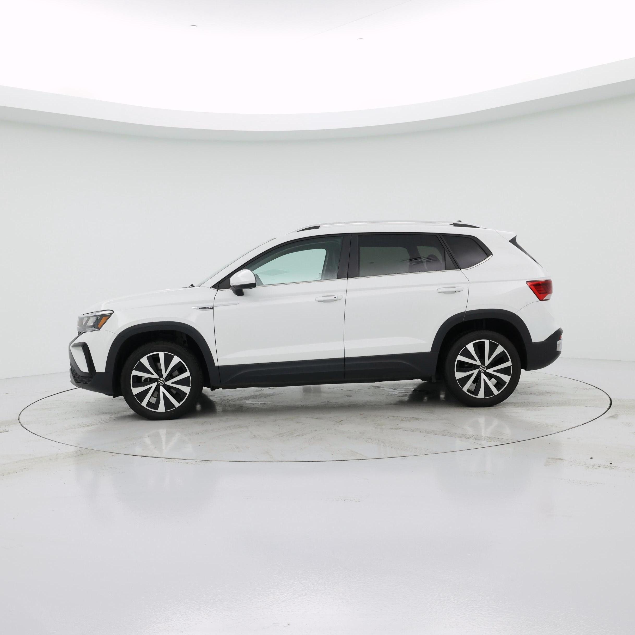 Thumbnail: 2024 Volkswagen Taos - 3