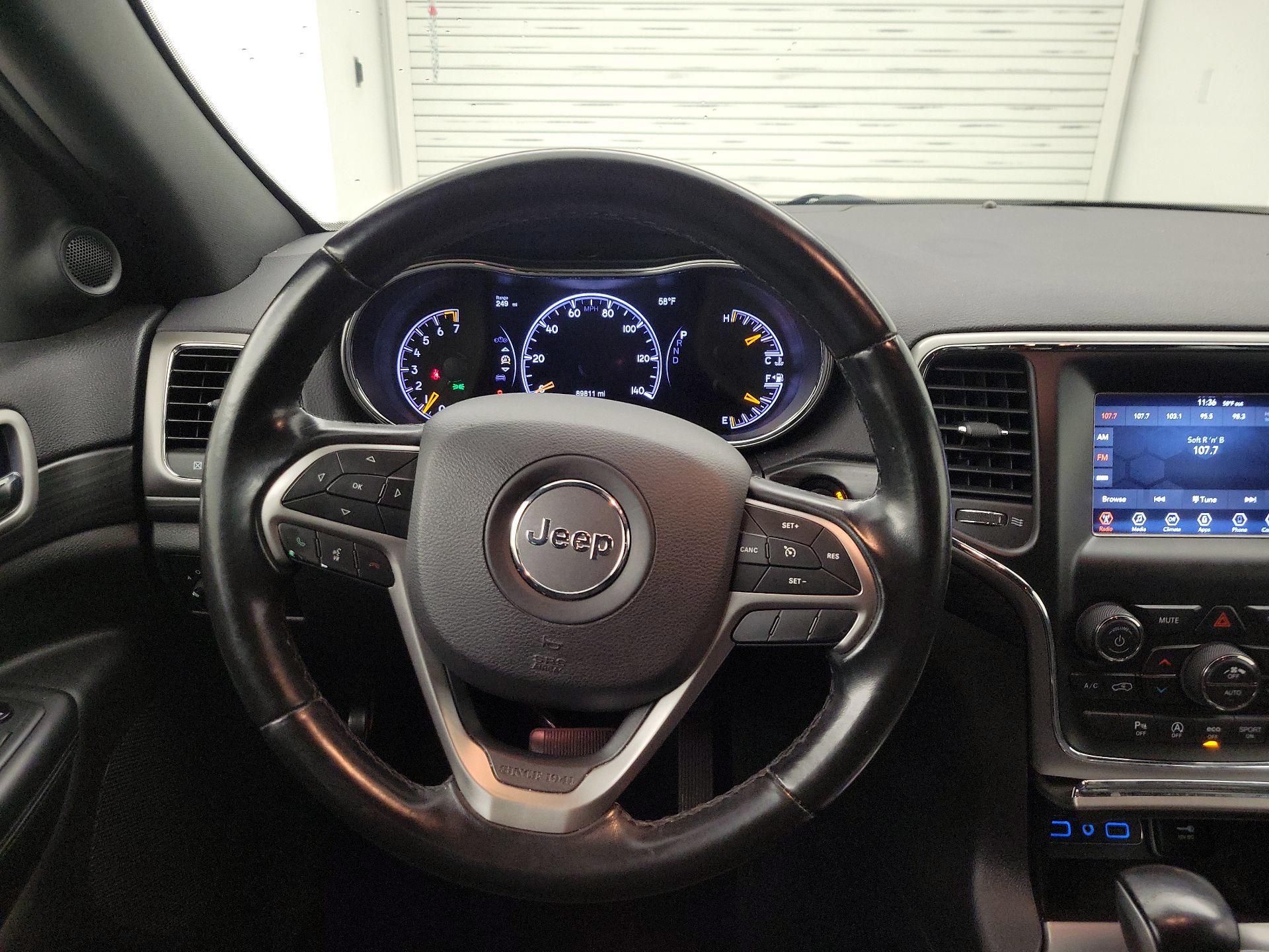 Thumbnail: 2020 Jeep Grand Cherokee - 10
