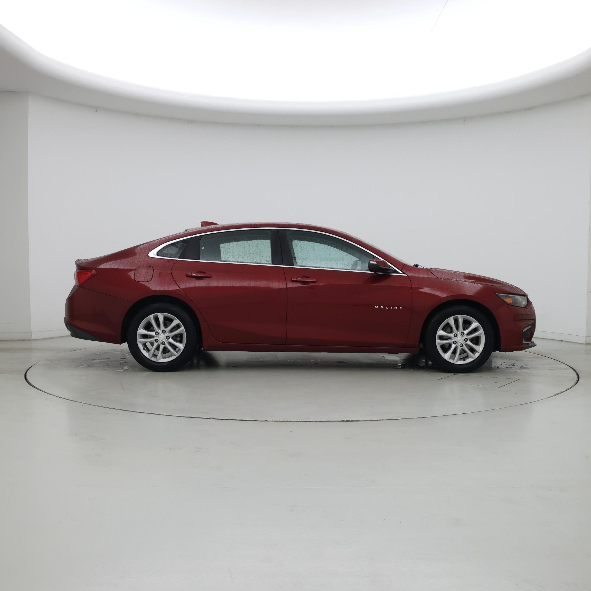 Thumbnail: 2018 Chevrolet Malibu - 7