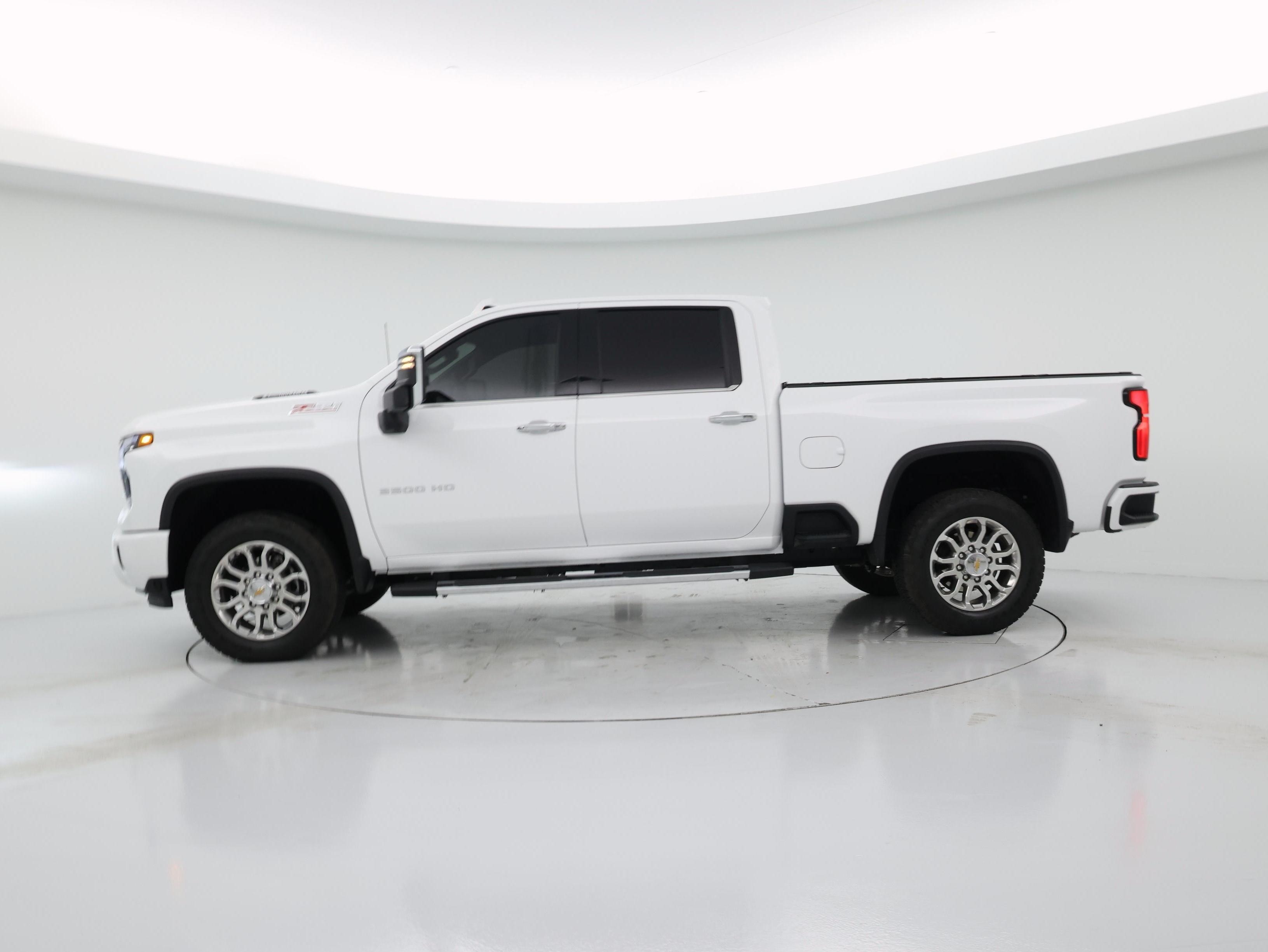 Thumbnail: 2025 Chevrolet Silverado 3500 - 3