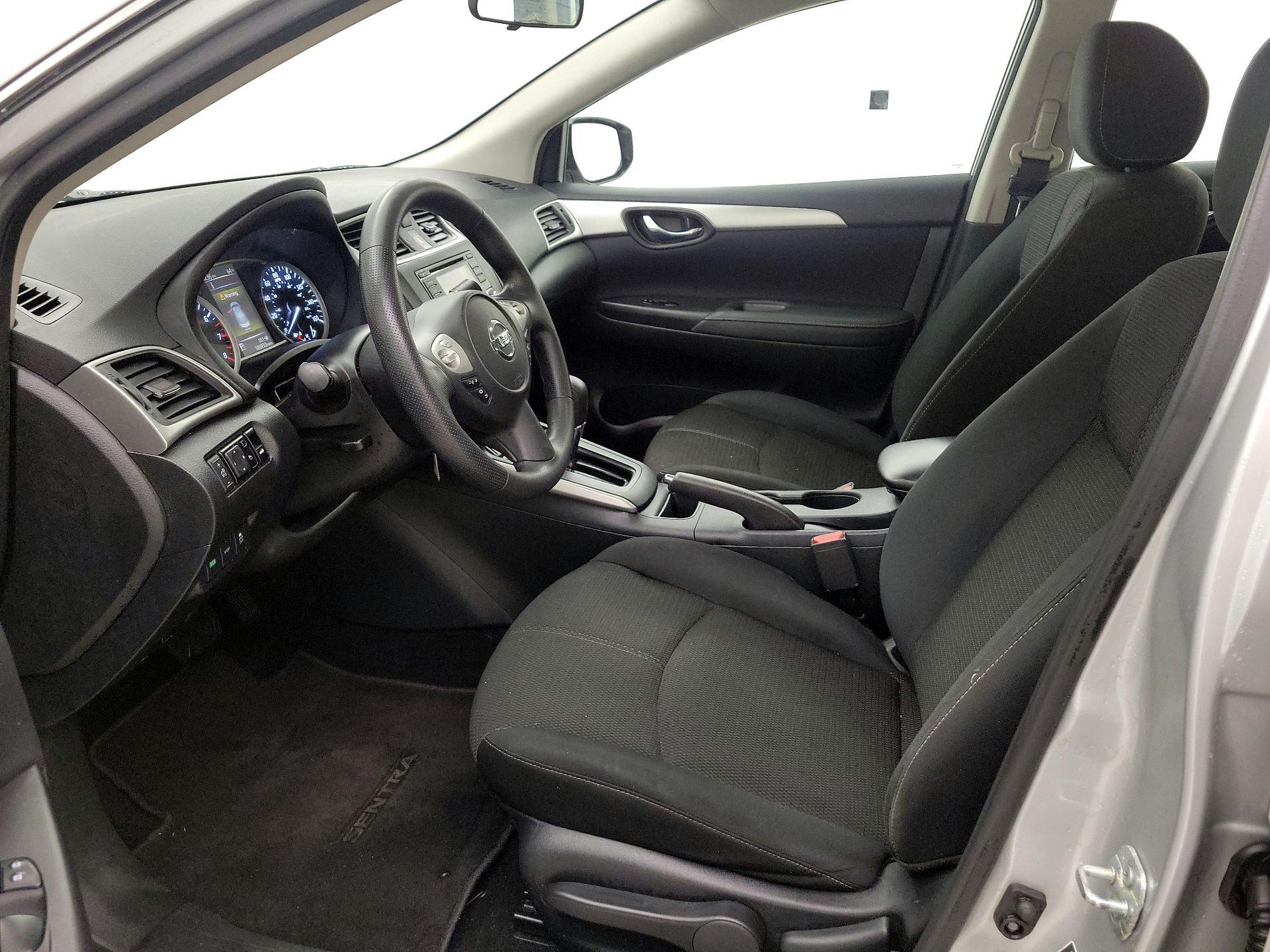 Thumbnail: 2018 Nissan Sentra - 11