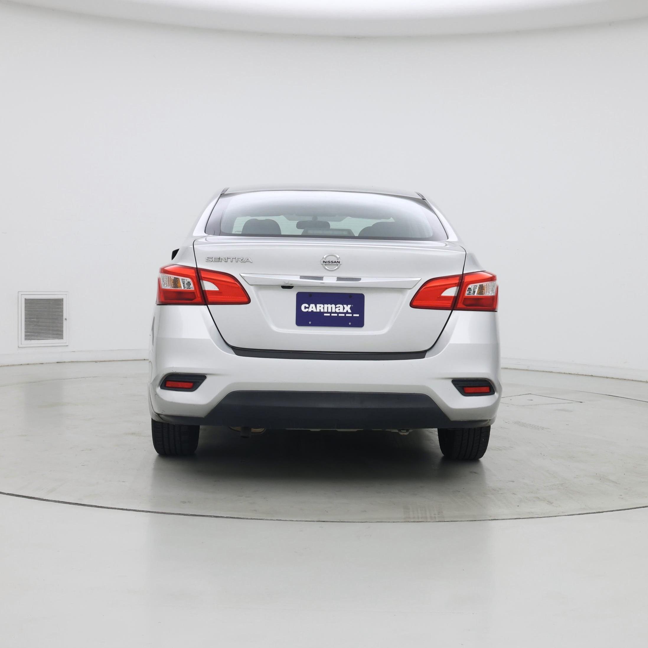 Thumbnail: 2018 Nissan Sentra - 6
