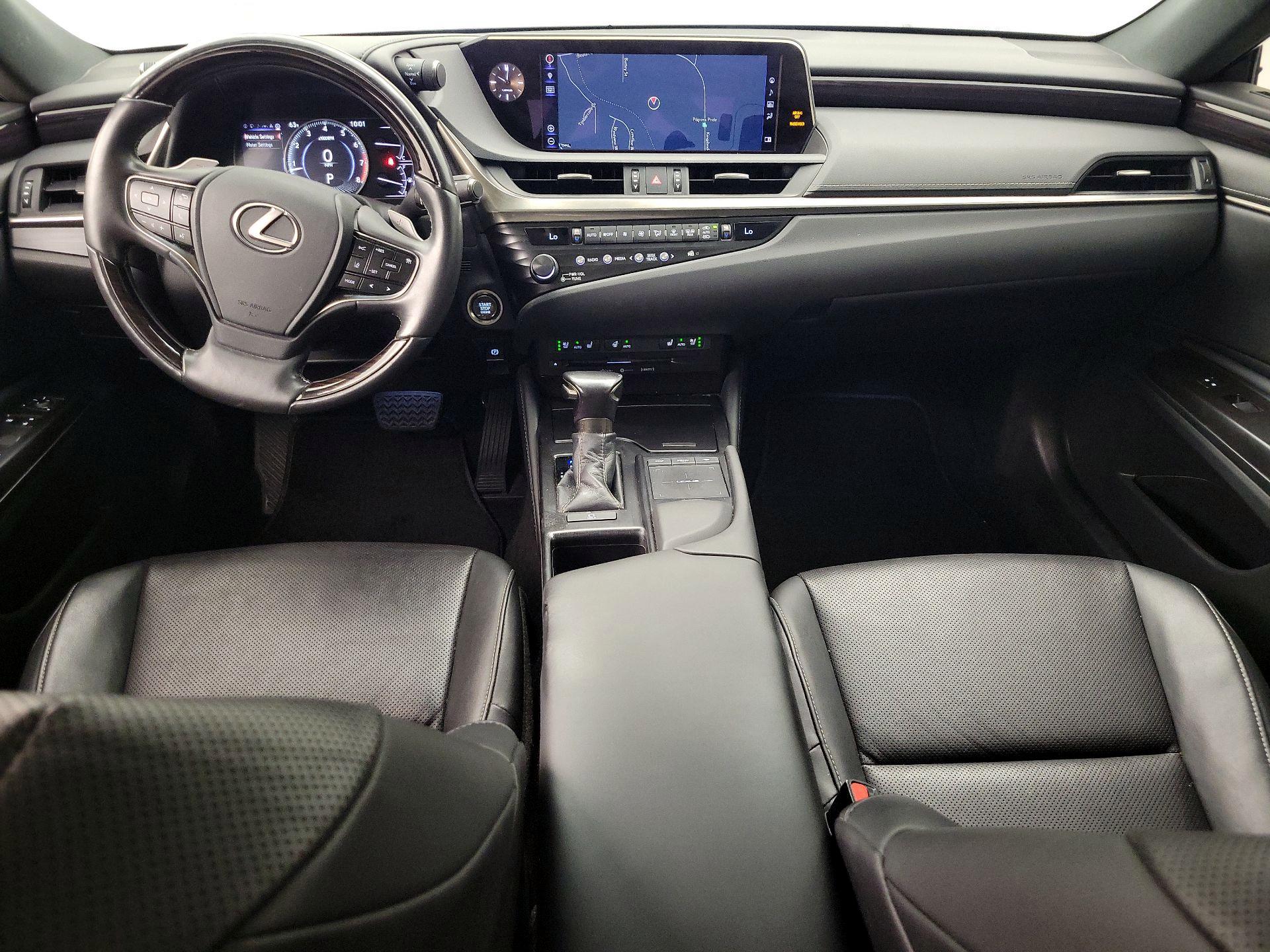 Thumbnail: 2019 Lexus ES - 9