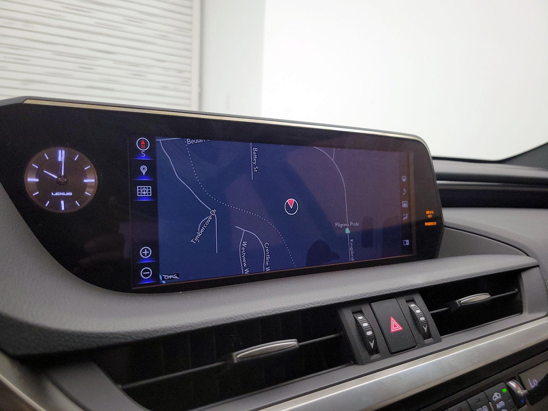 Thumbnail: 2019 Lexus ES - 14