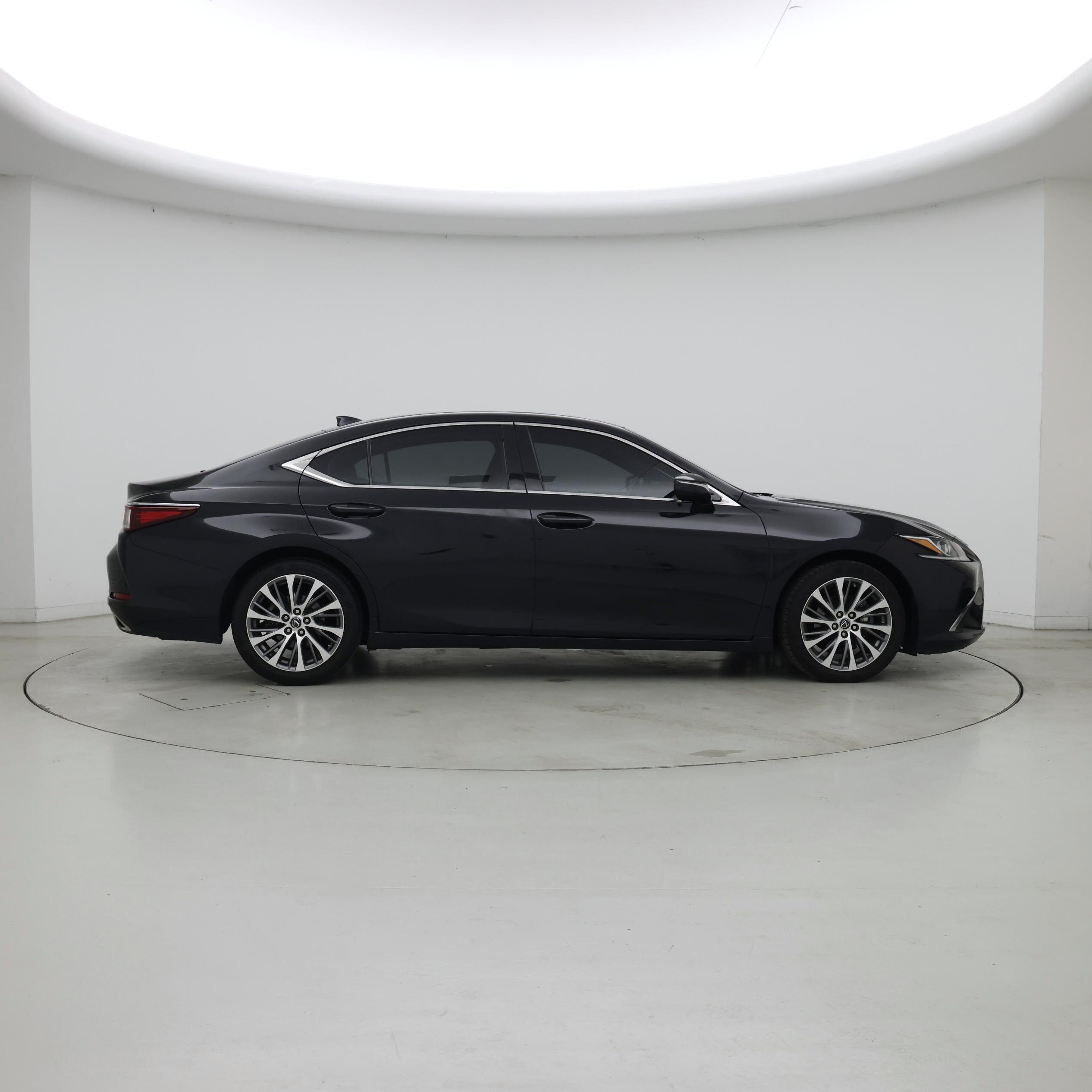 Thumbnail: 2019 Lexus ES - 7