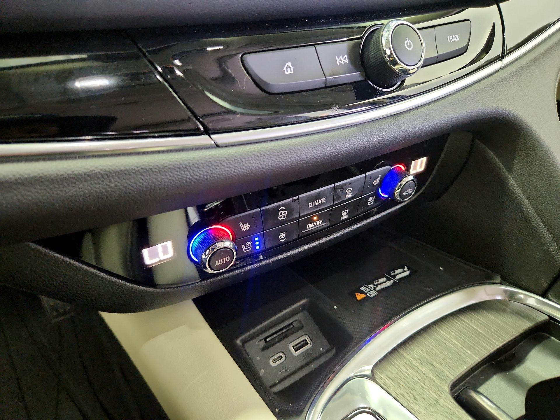 Thumbnail: 2022 Buick Enclave - 17