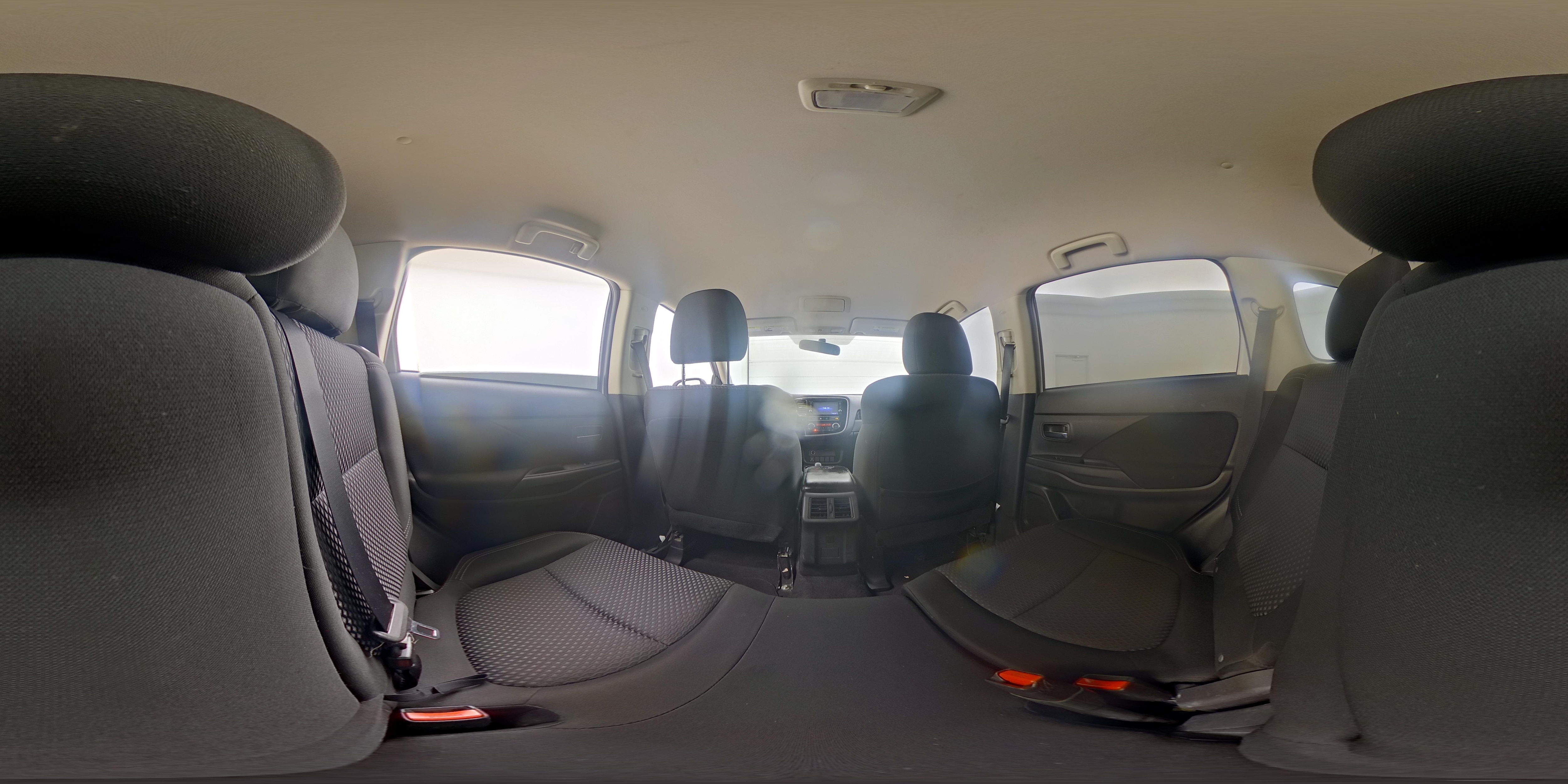 2019 Mitsubishi Outlander ES - Photo 27