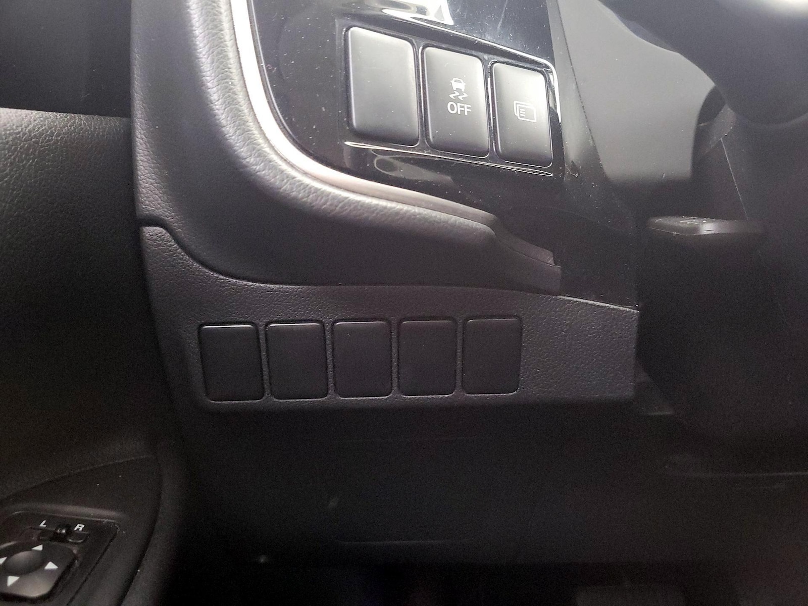 2019 Mitsubishi Outlander ES - Photo 14