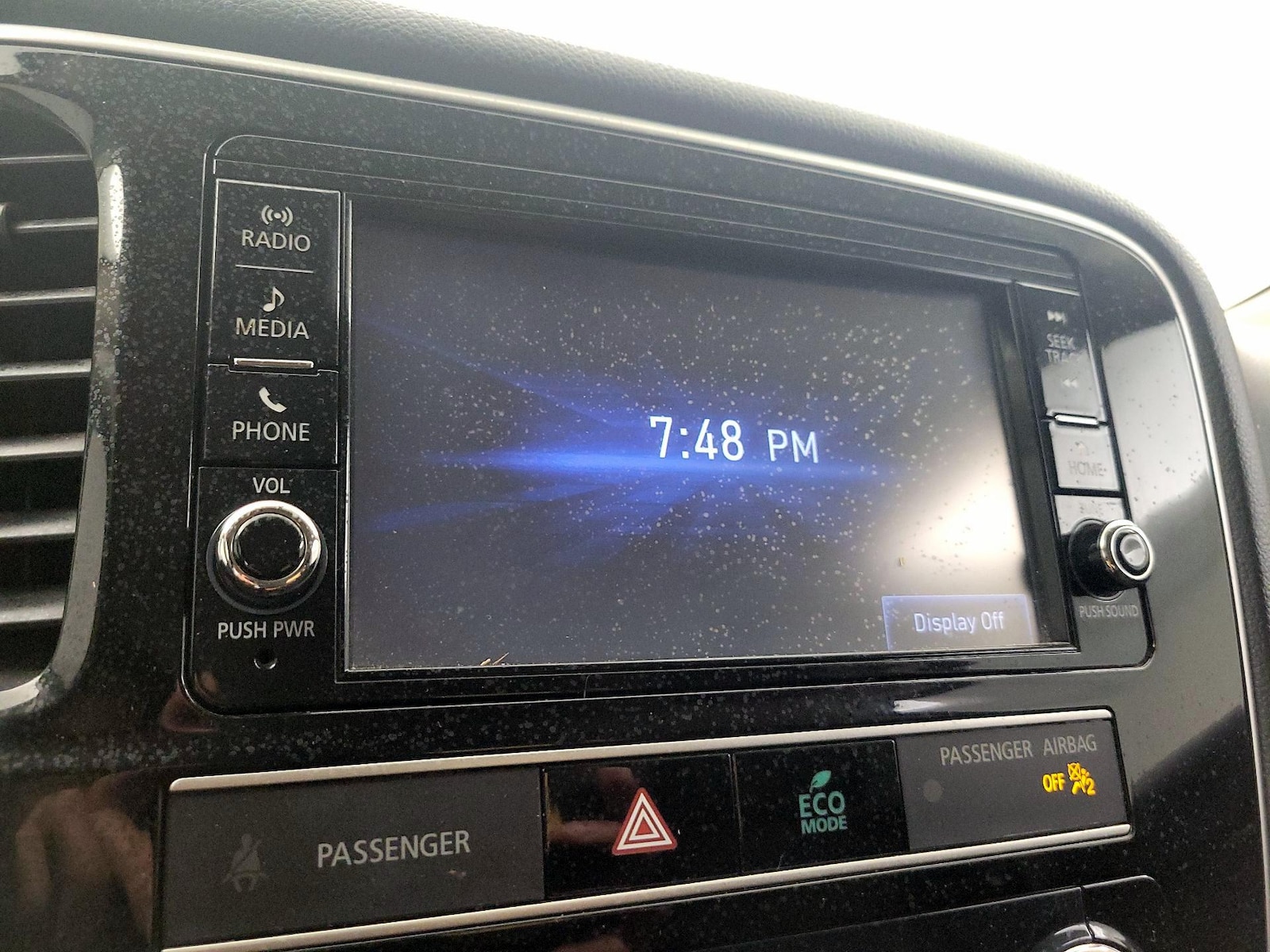 2019 Mitsubishi Outlander ES - Photo 16
