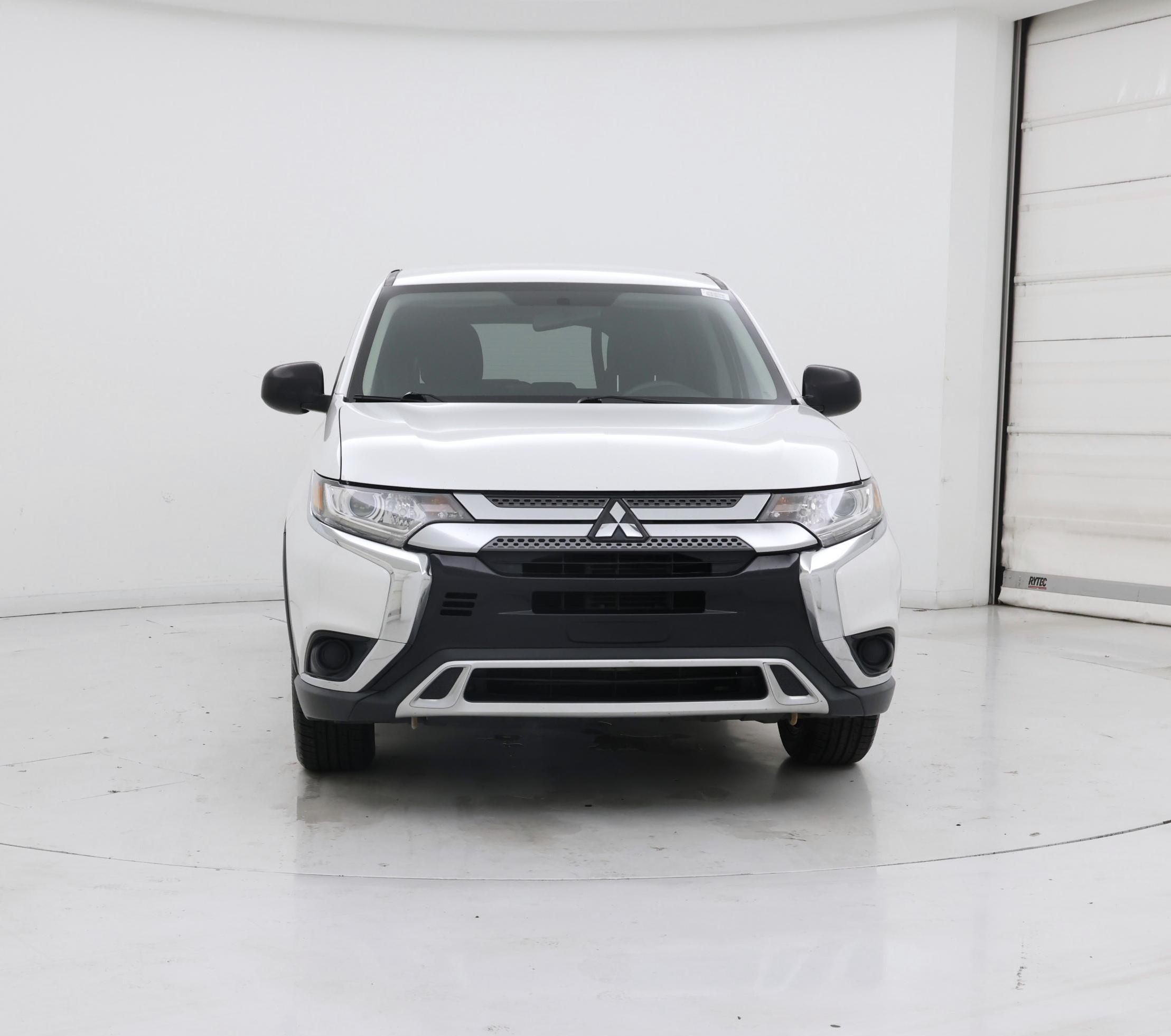 Thumbnail: 2019 Mitsubishi Outlander - 5
