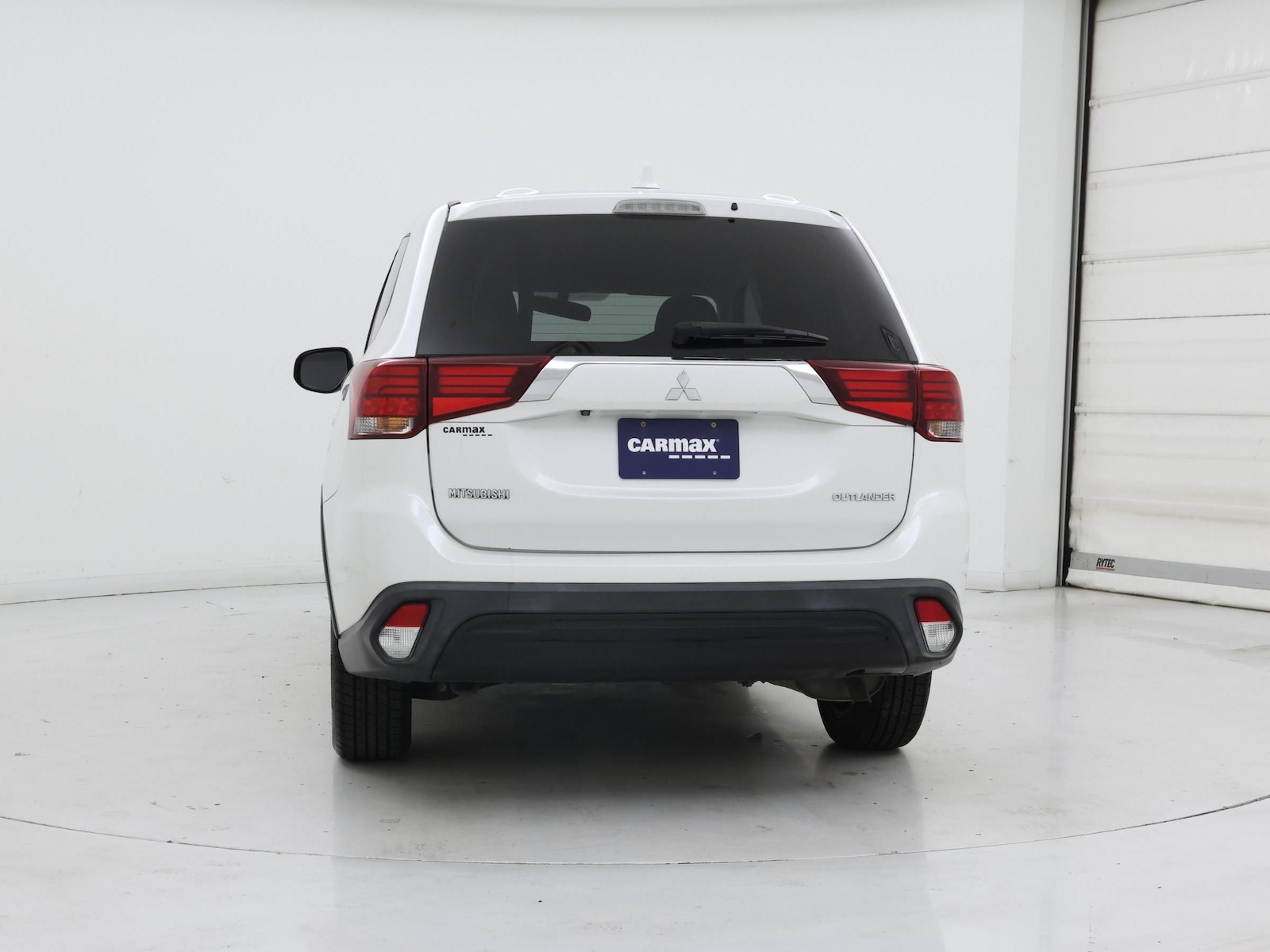 2019 Mitsubishi Outlander ES - Photo 7