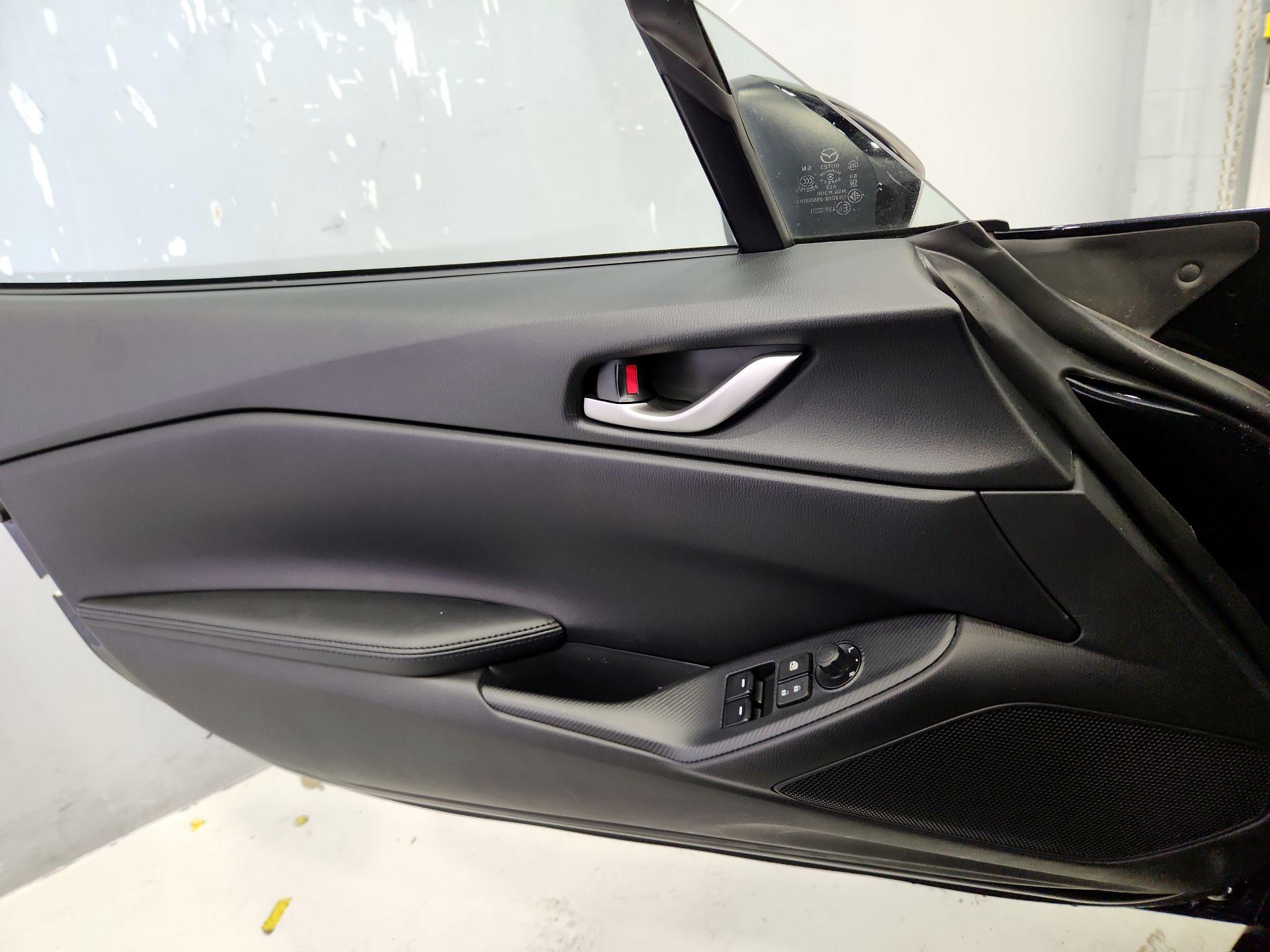 Thumbnail: 2025 Mazda MX-5 Miata - 12