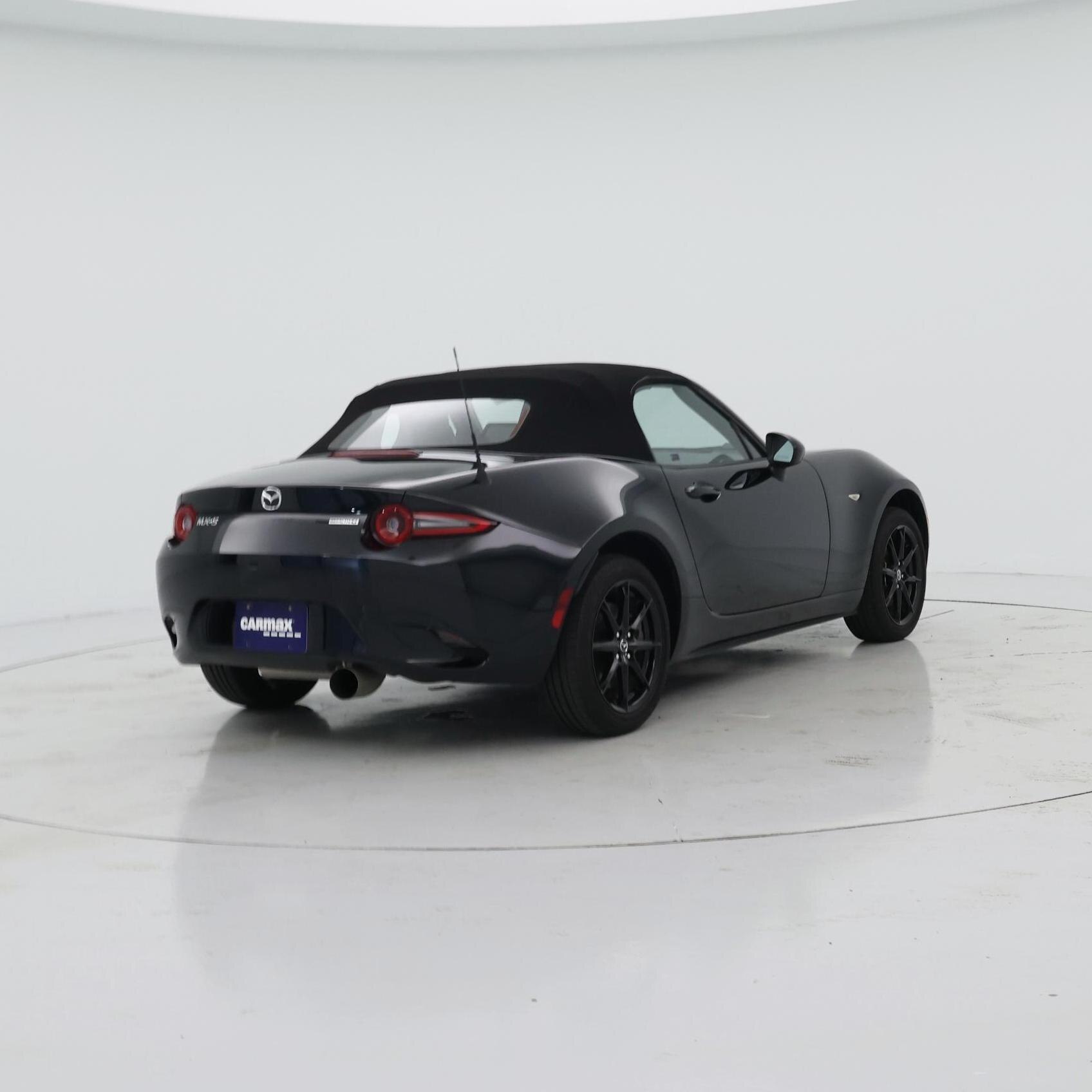 Thumbnail: 2025 Mazda MX-5 Miata - 8