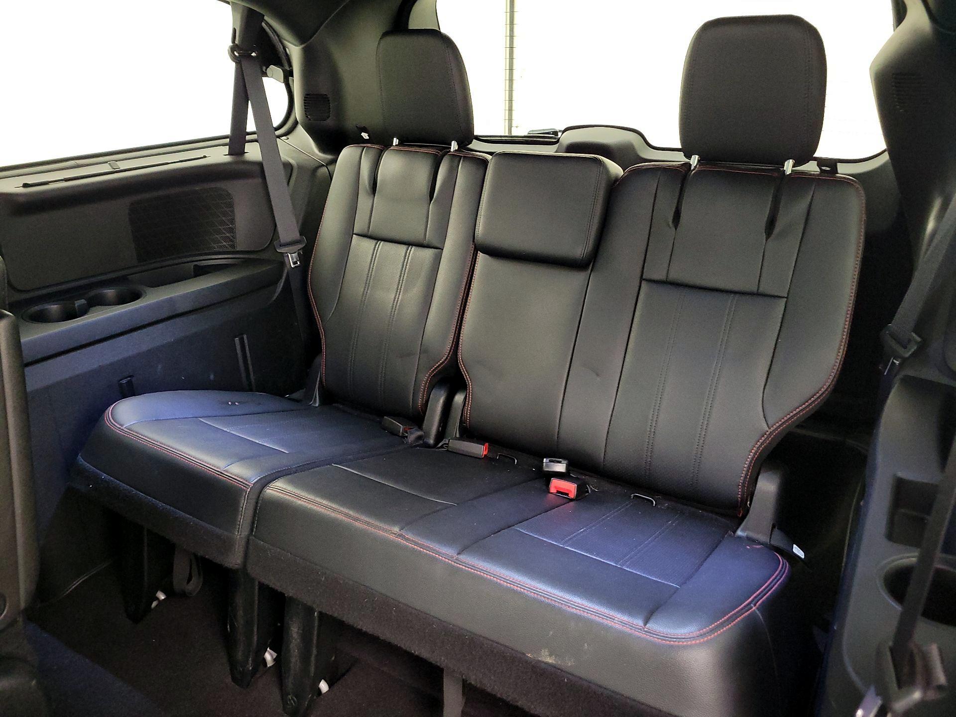 Thumbnail: 2016 Dodge Grand Caravan - 20