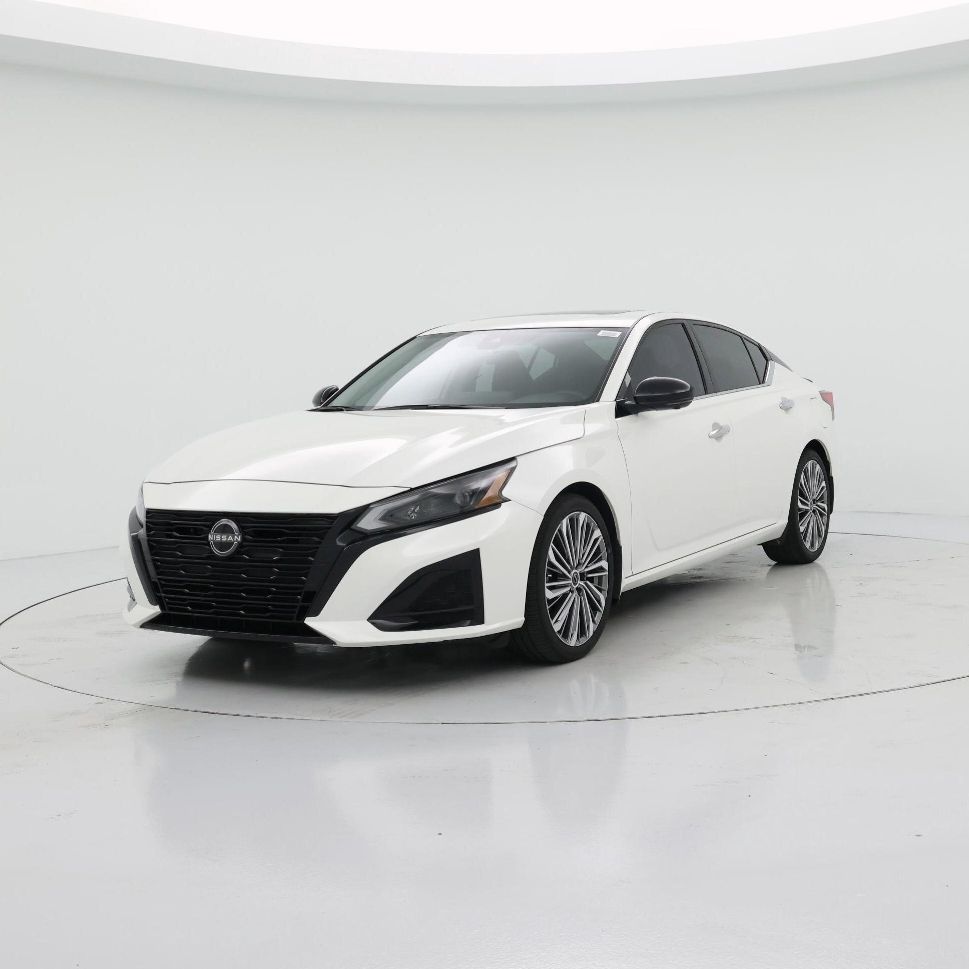 Thumbnail: 2023 Nissan Altima - 4